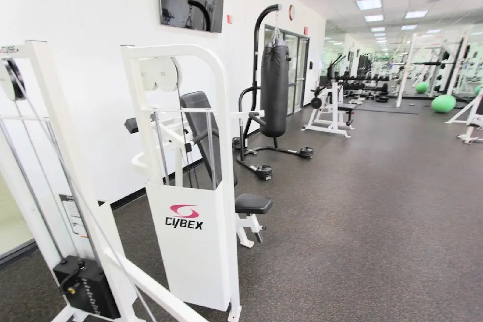 19370 Collins Ave # 1017