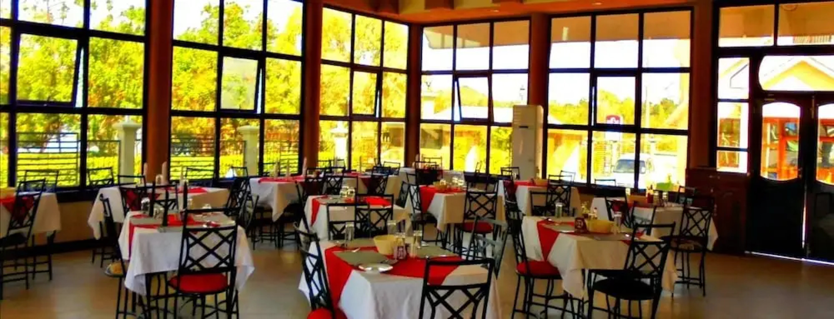 Samanene Beach Hotel