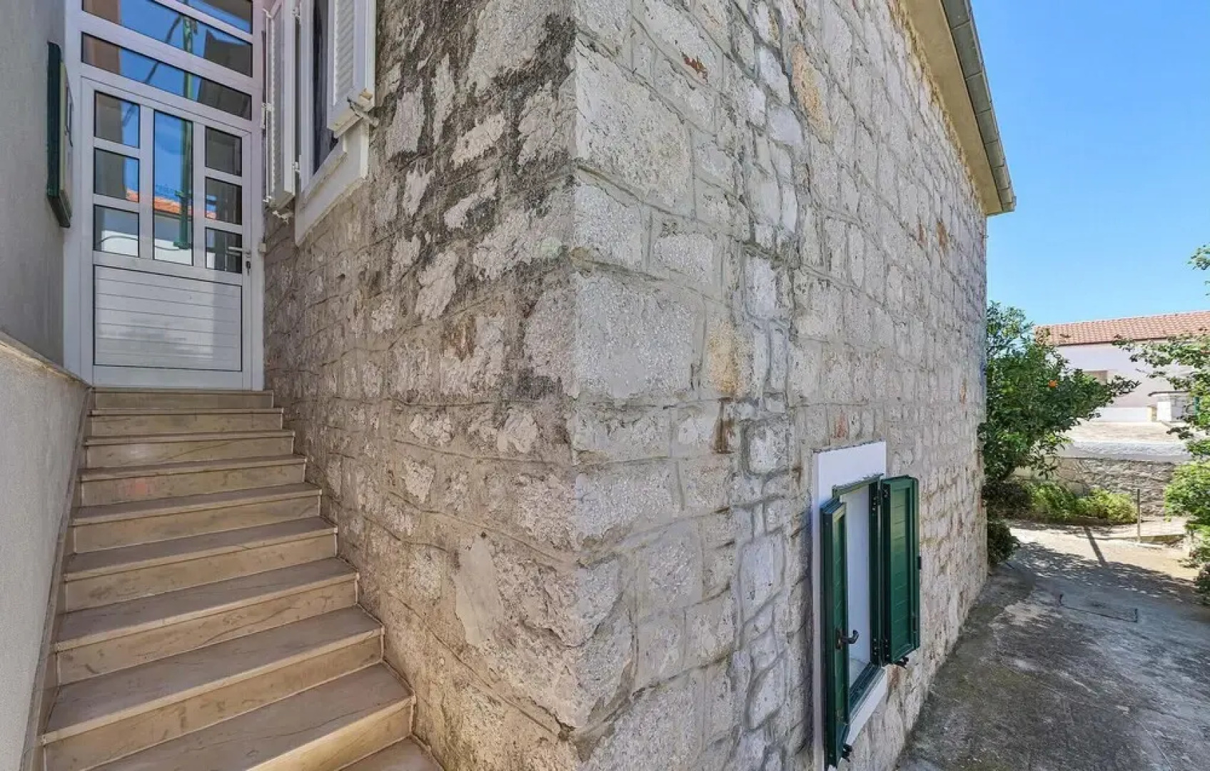 Stunning Home in Drvenik Mali With Wifi and 2 Bedrooms