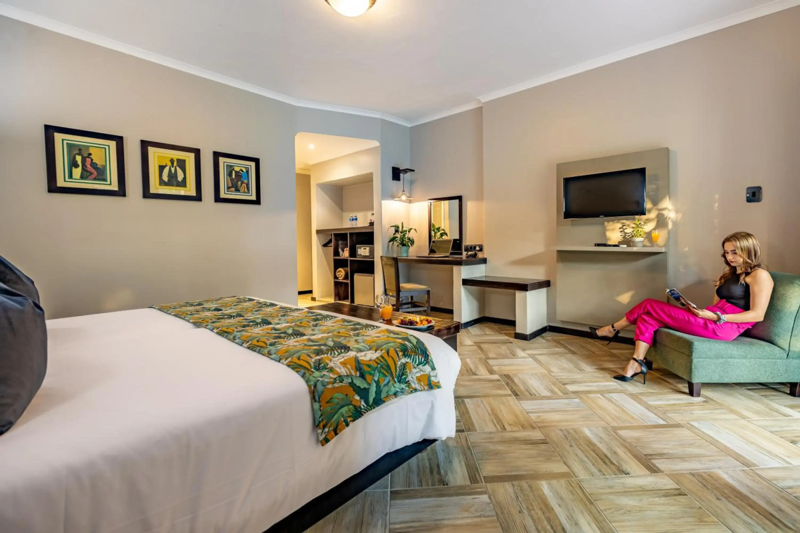 Hotel Numbi and Garden Suites