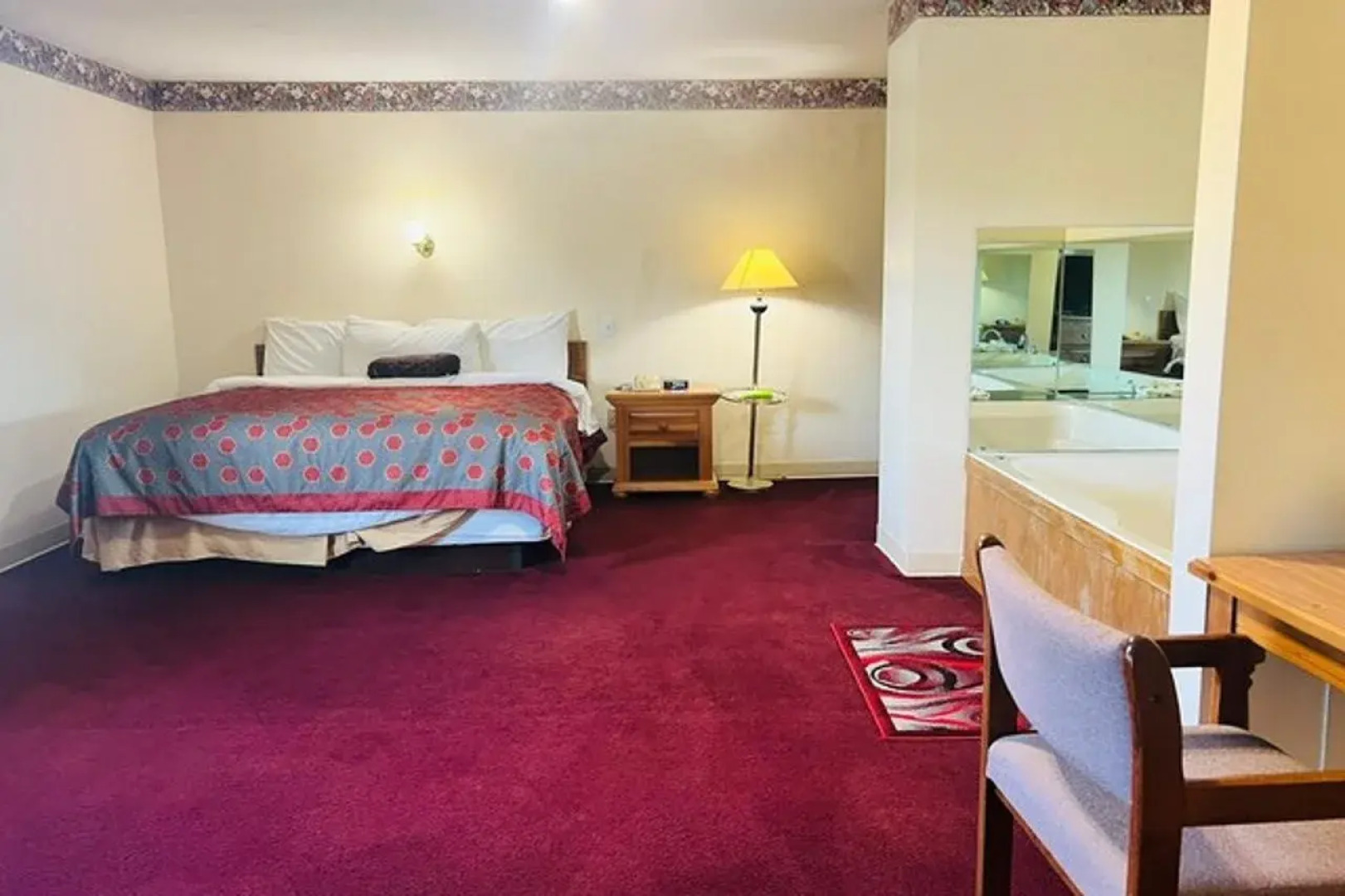 Villa Inn Motel Near Hwy 12 WI Capital O