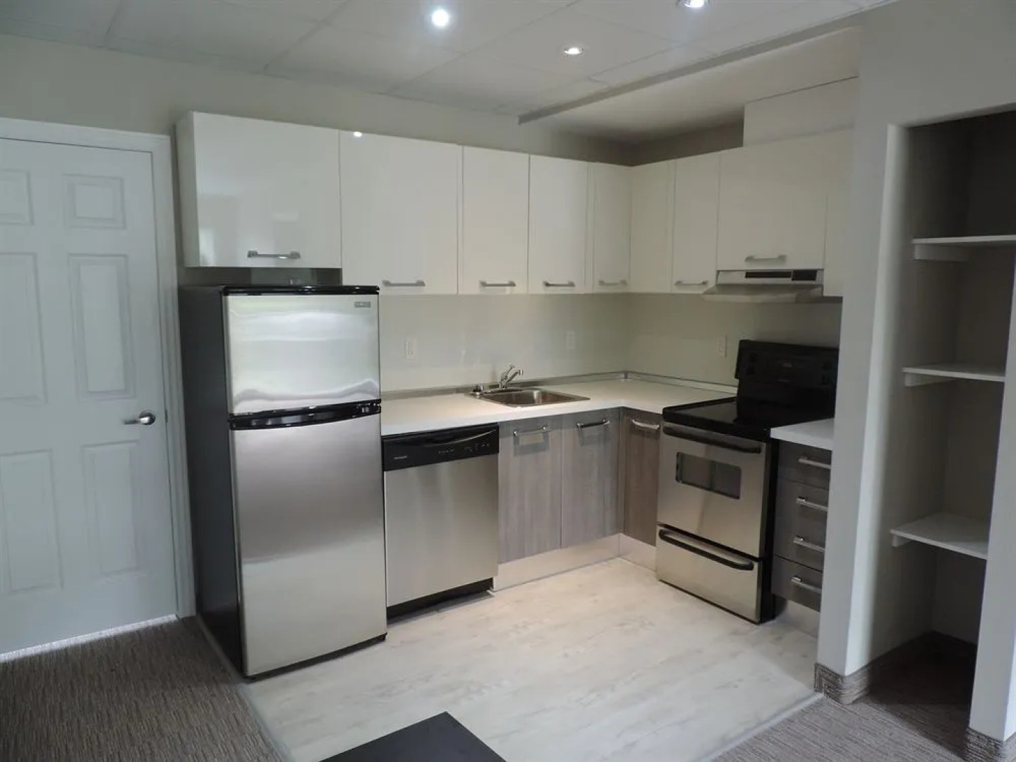 Wasaga Riverdocks Hotel Suites