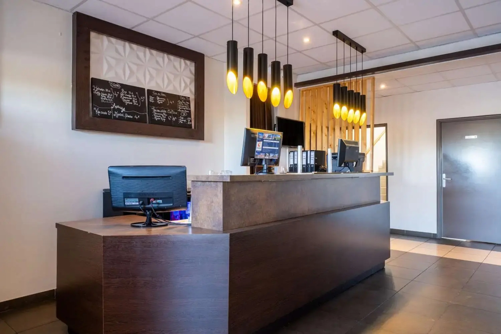 Kyriad Dijon Sud - Longvic