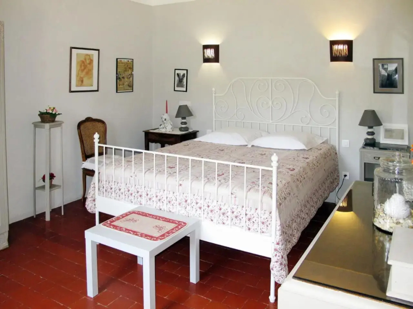 Holiday Home L'Olivier - MBE102