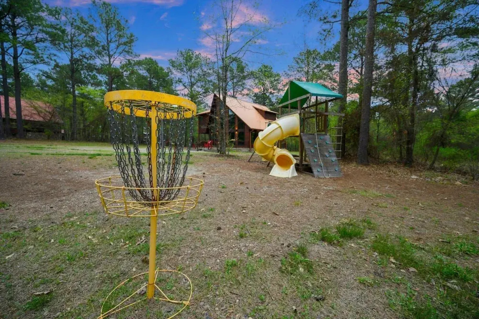 Sugar Daddy Cabin for 13!