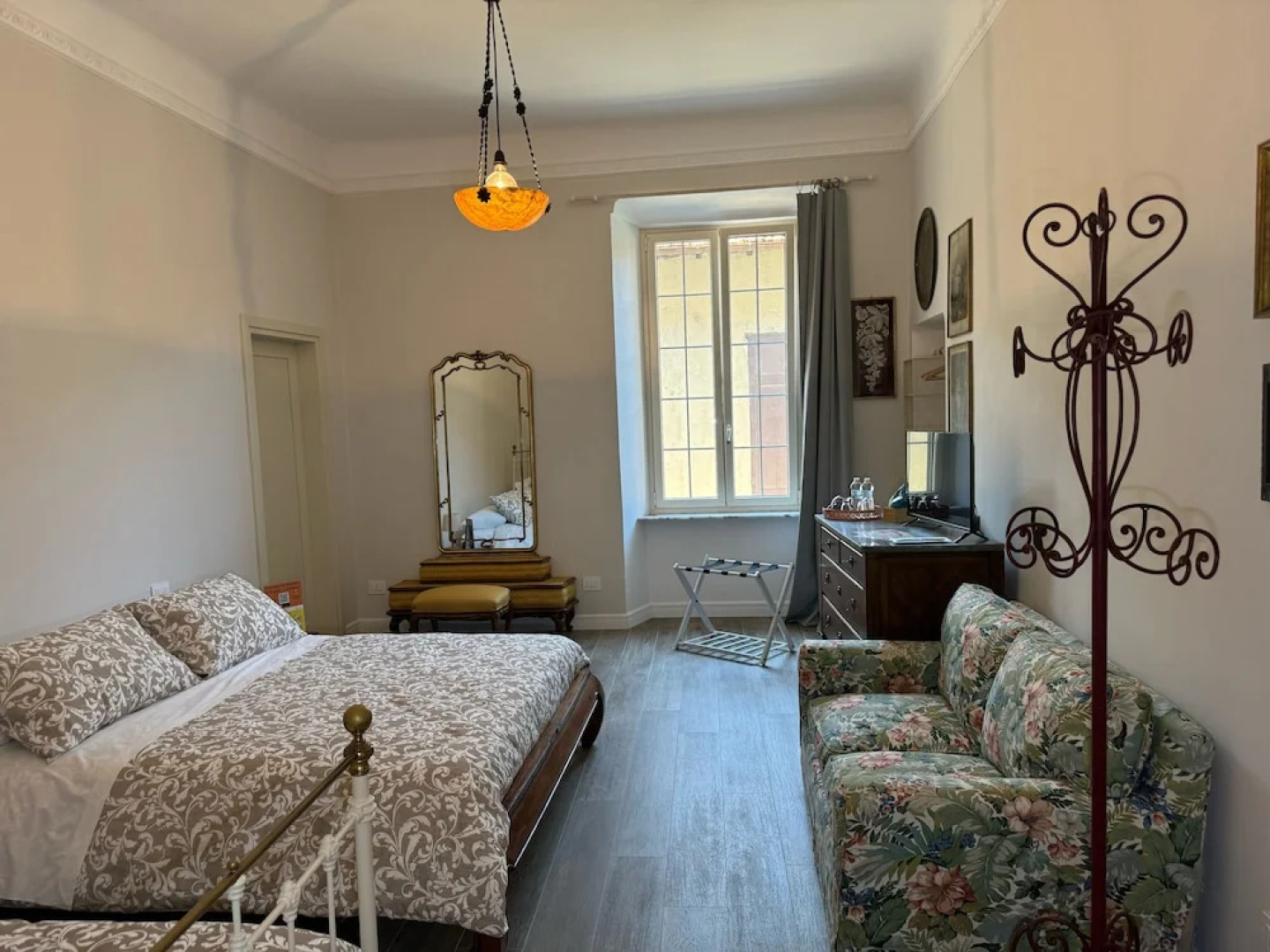 La Dimora Di B.Cairoli