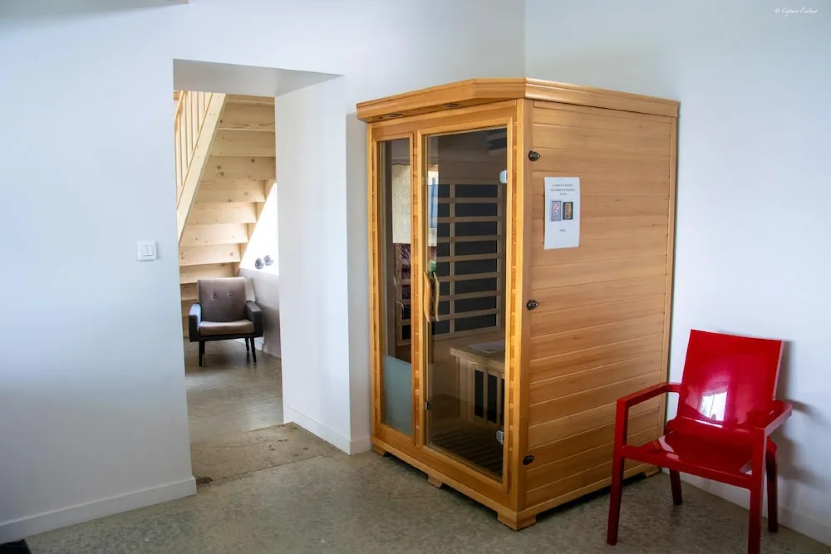 Villa With 5 Bedrooms in Panissières, With Indoor Pool, Enclosed Garden and Wifi - 56 km From the Slopes