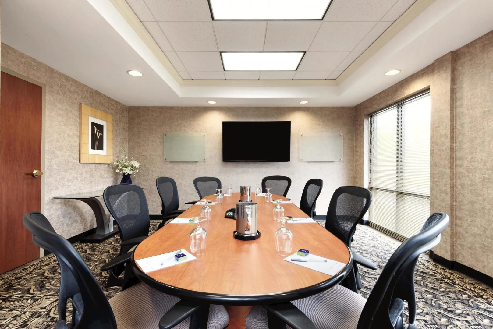 Hampton Inn & Suites Kansas City-Country Club Plaza