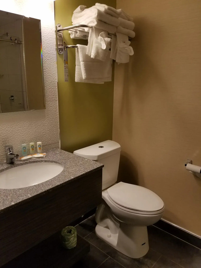 Quality Inn West Springfield