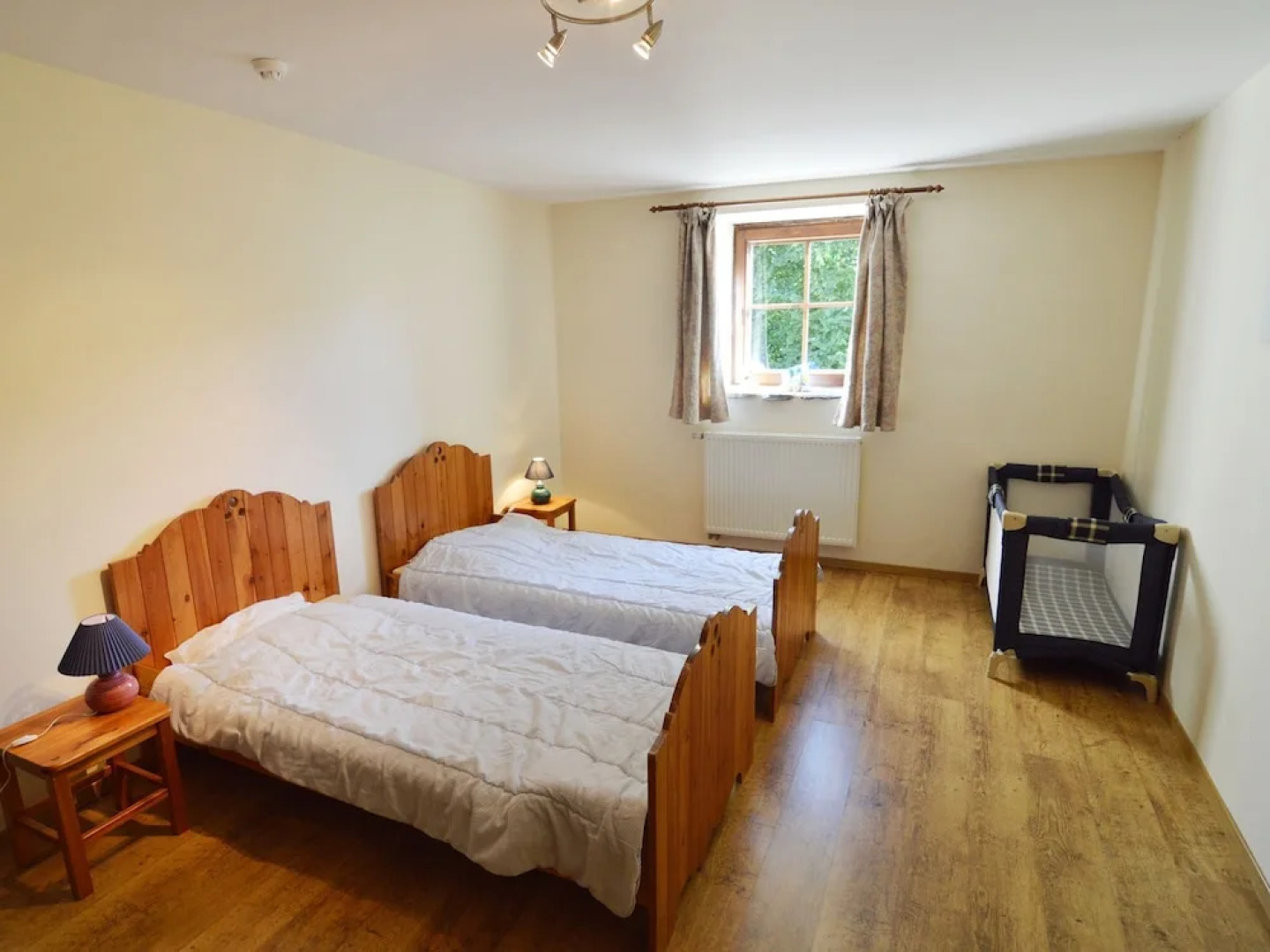 Beautiful Farmhouse in Burtonville With Sauna