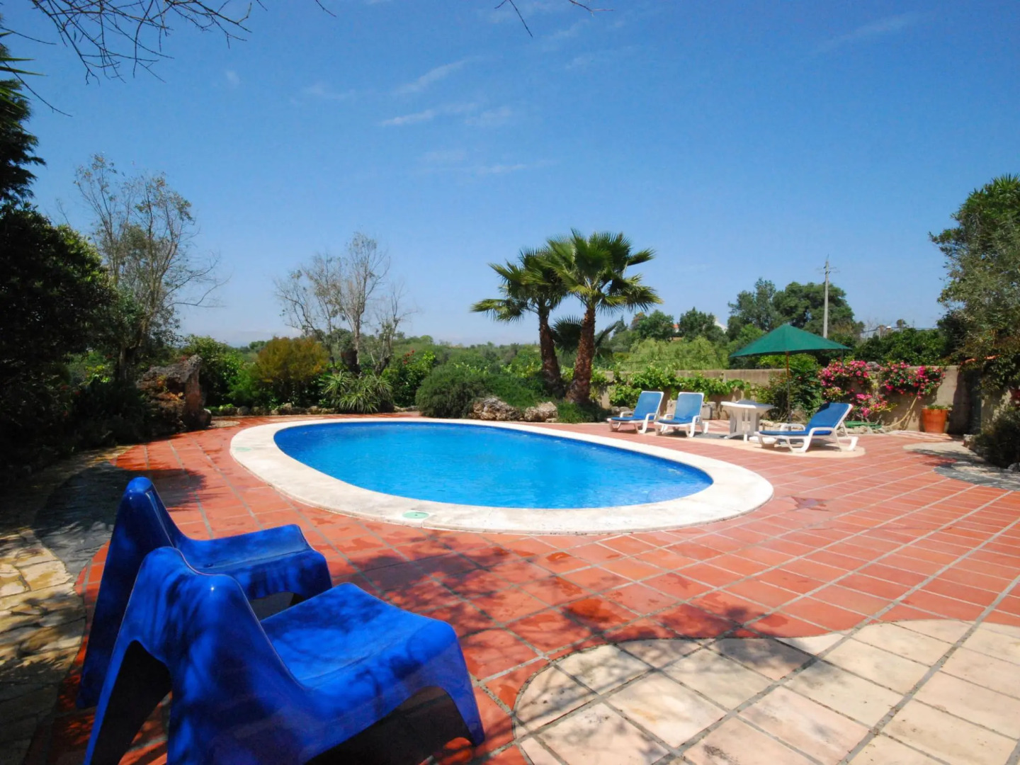 Vintage Farmhouse in Soudos Lisbon With Pool