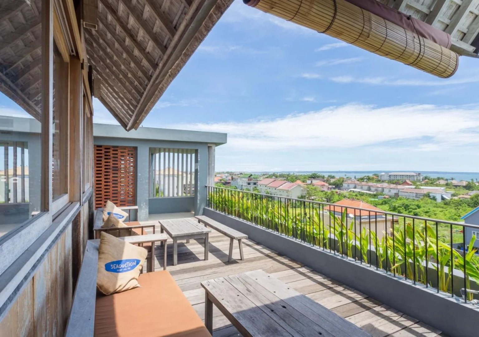 FRii Bali Echo Beach