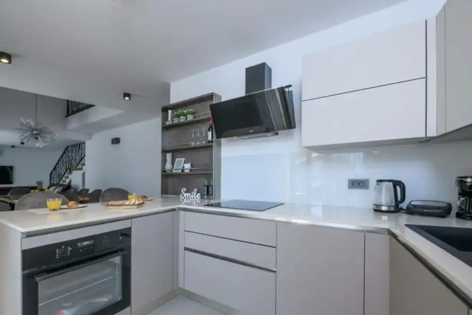 Grande Comfortable Holiday Residence