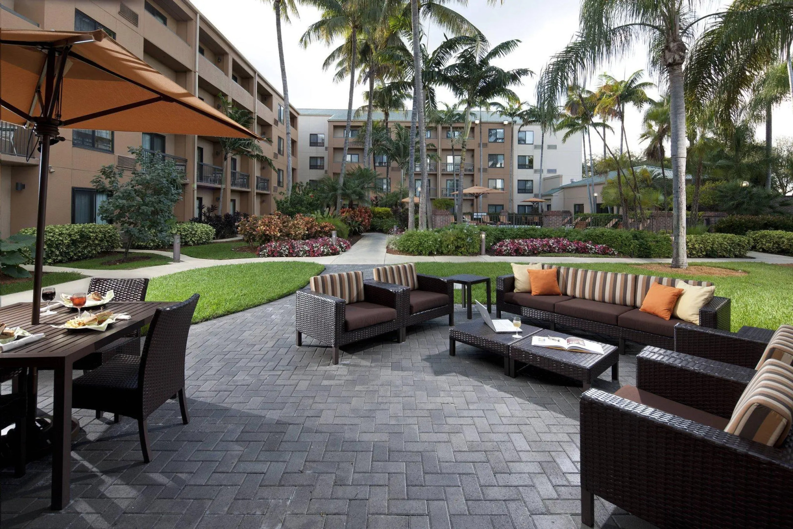 Sonesta Select Miami Lakes