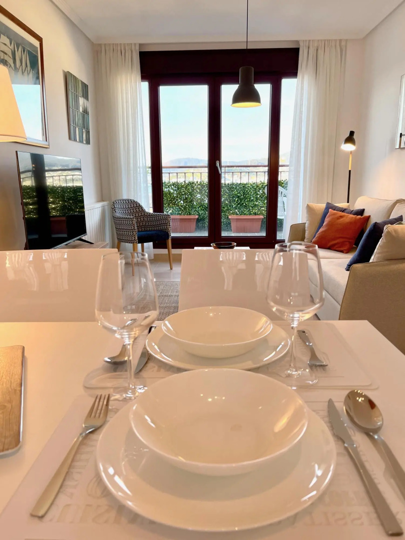 The Cliffs - The Look Seiramar