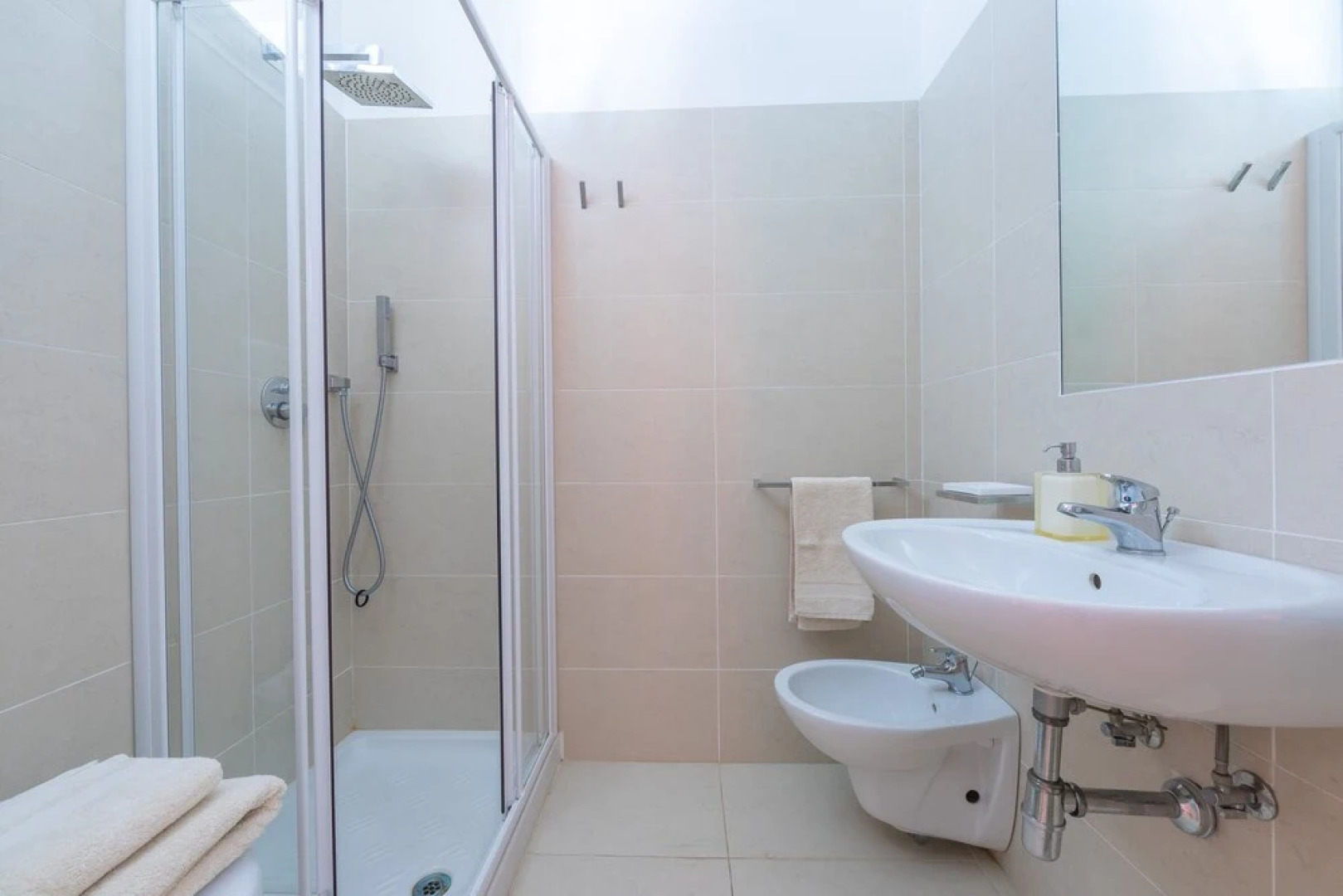 The Orange 22 Sweet Home