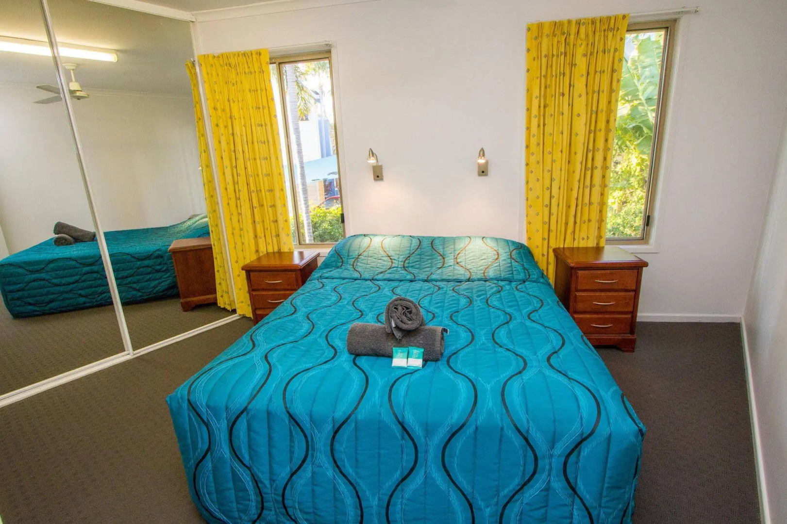 Boyne Island Motel and Villas