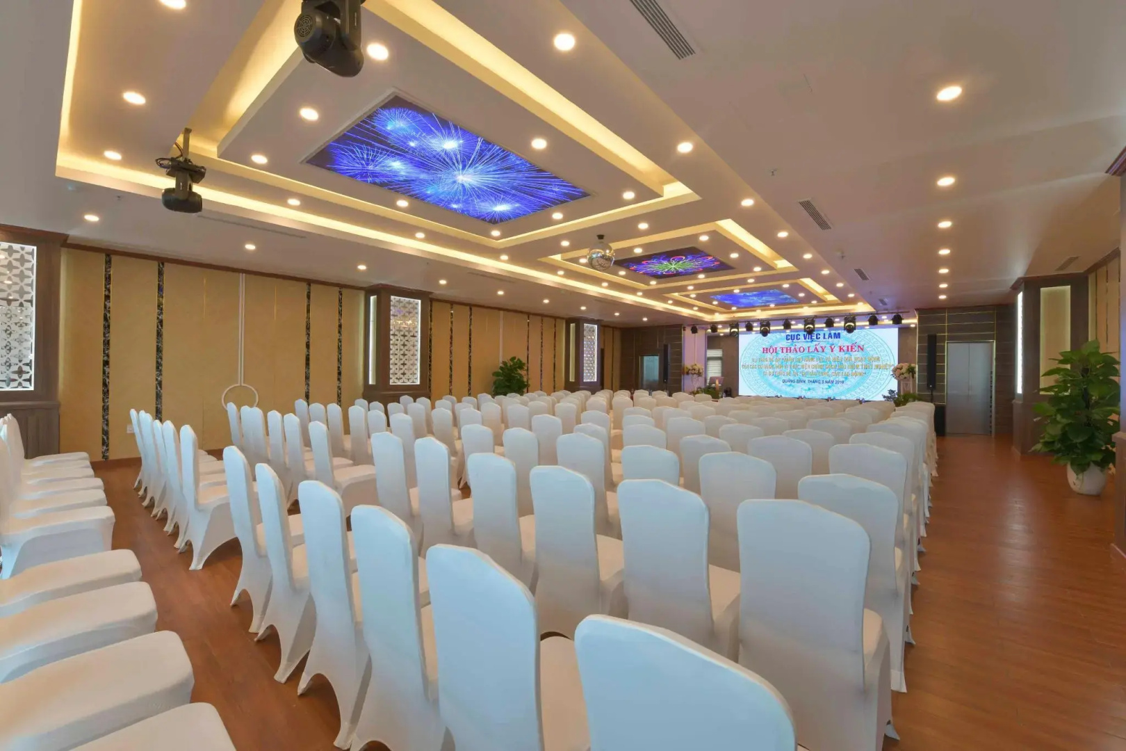 Tan Binh Hotel