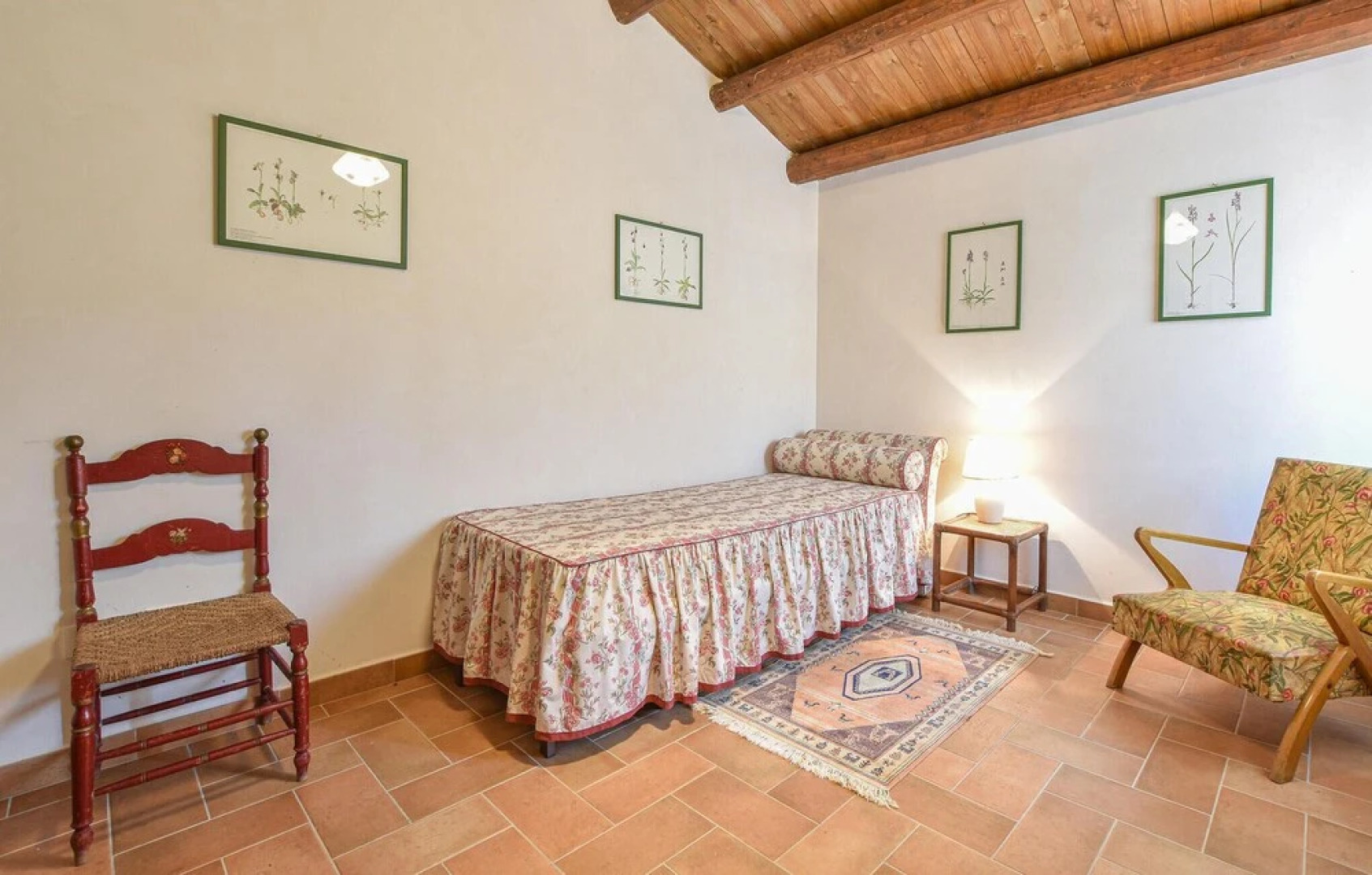 Awesome Home in Corleone With Wifi and 2 Bedrooms