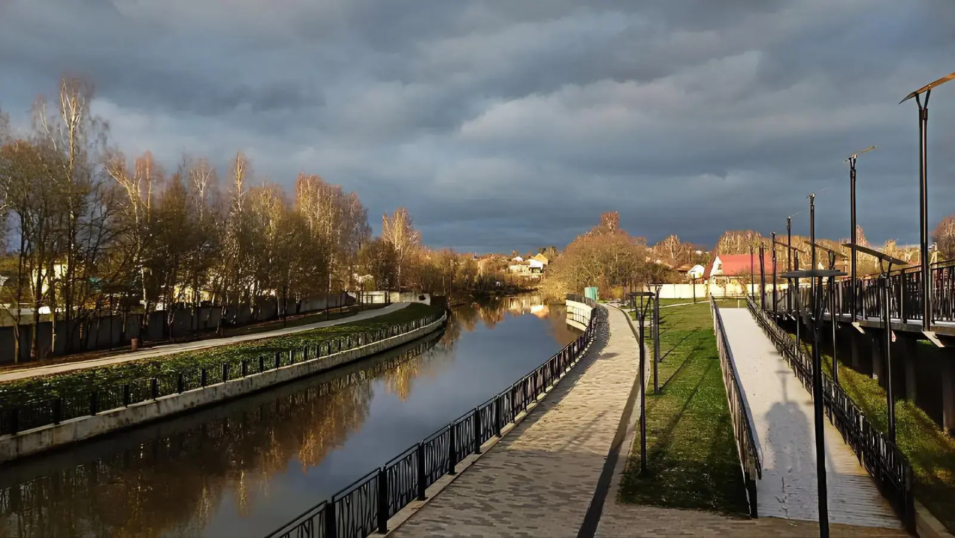 Хэппи Пипл на ул. Генерала Дьяконова, д.3