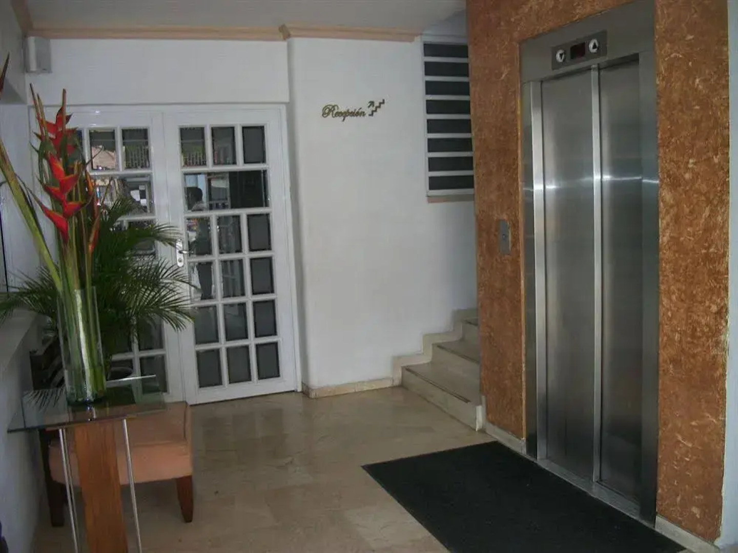 Ayenda 1416 Castellana Real