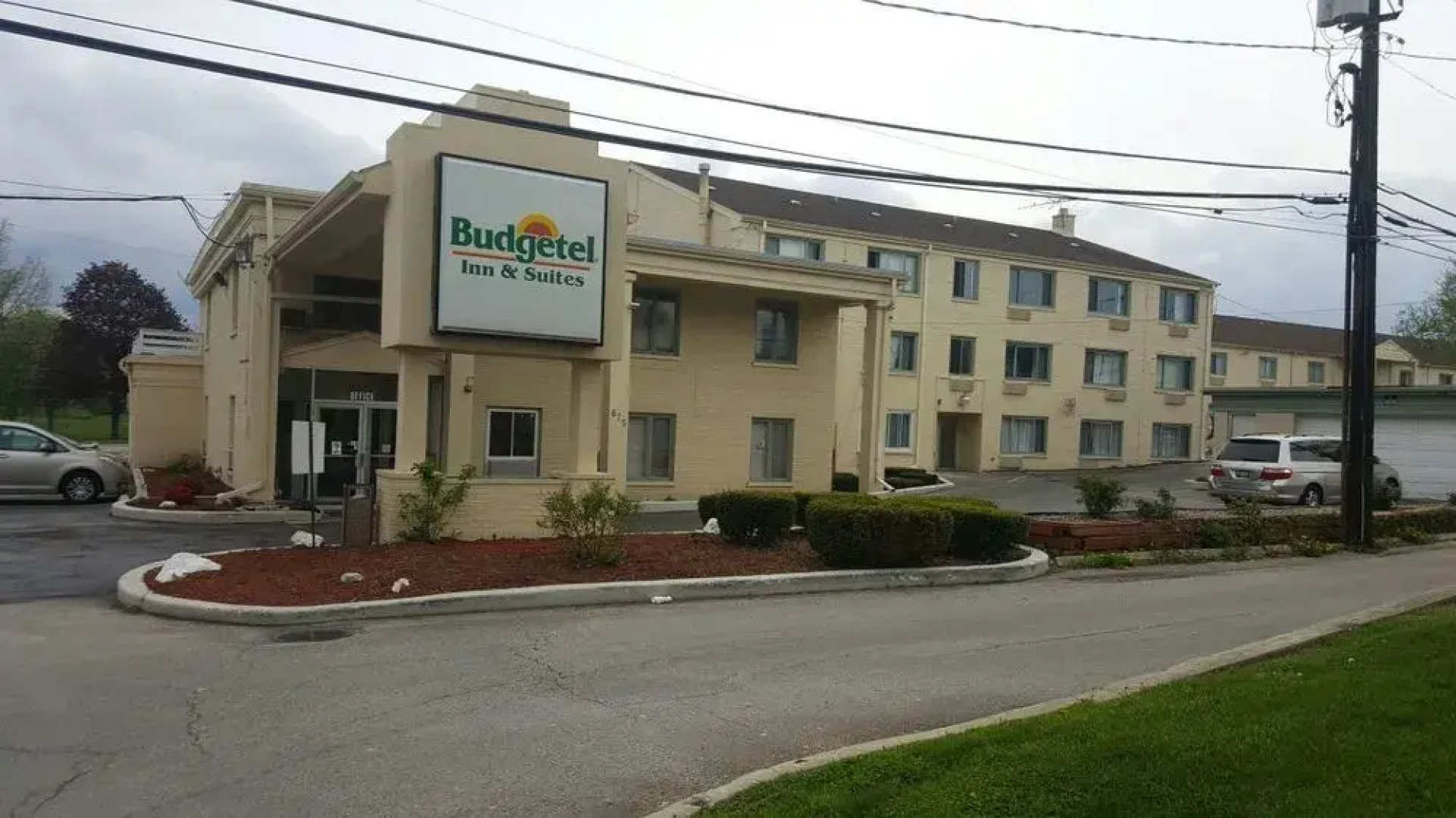 Americas Best Value Inn & Suites