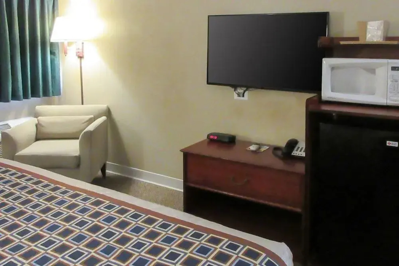 Super 8 by Wyndham Chisago City