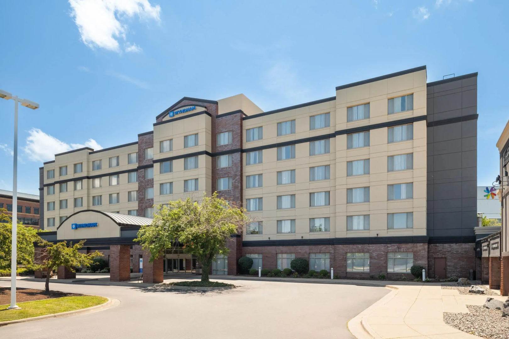 Wyndham Moline on John Deere Commons