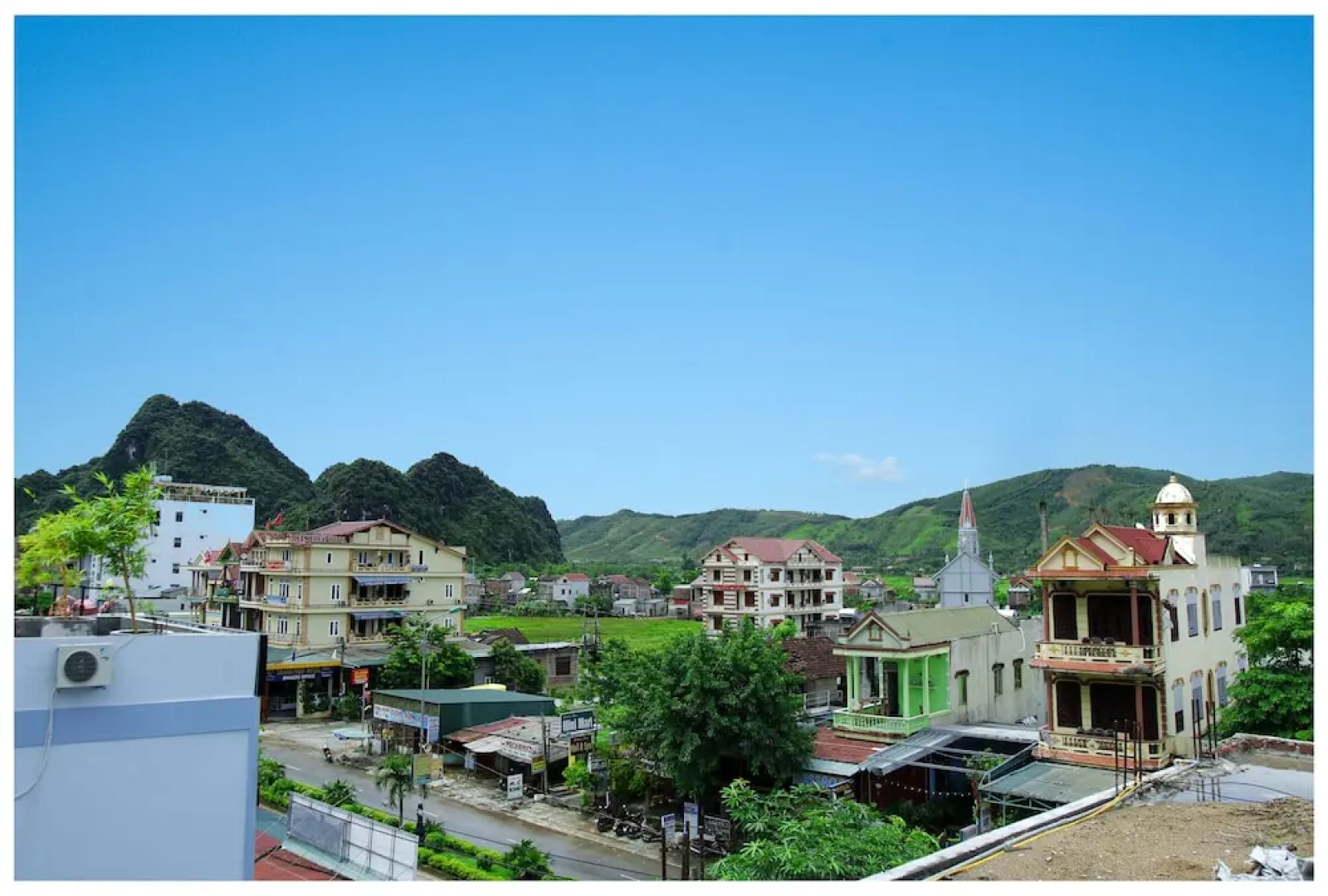 Hoan Chau Homestay - Hostel