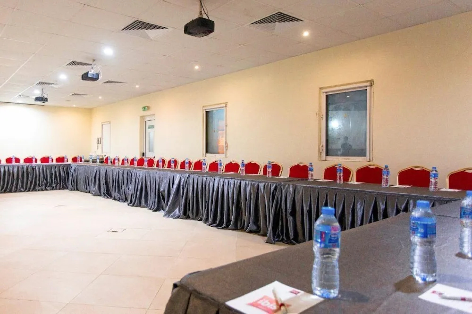 Royal Birds Hotel & Towers