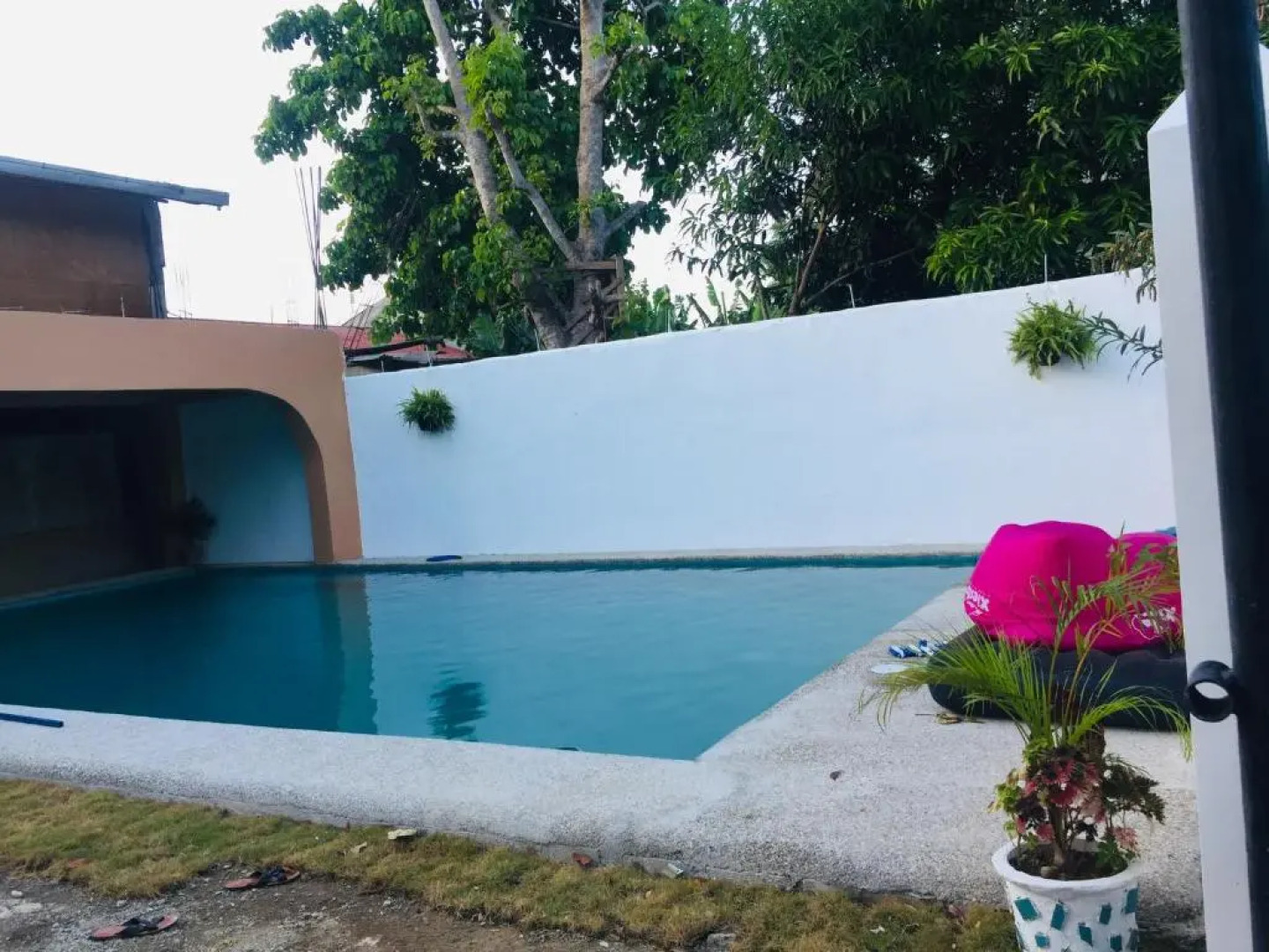 Larosa Hostel Bed And Breakfast