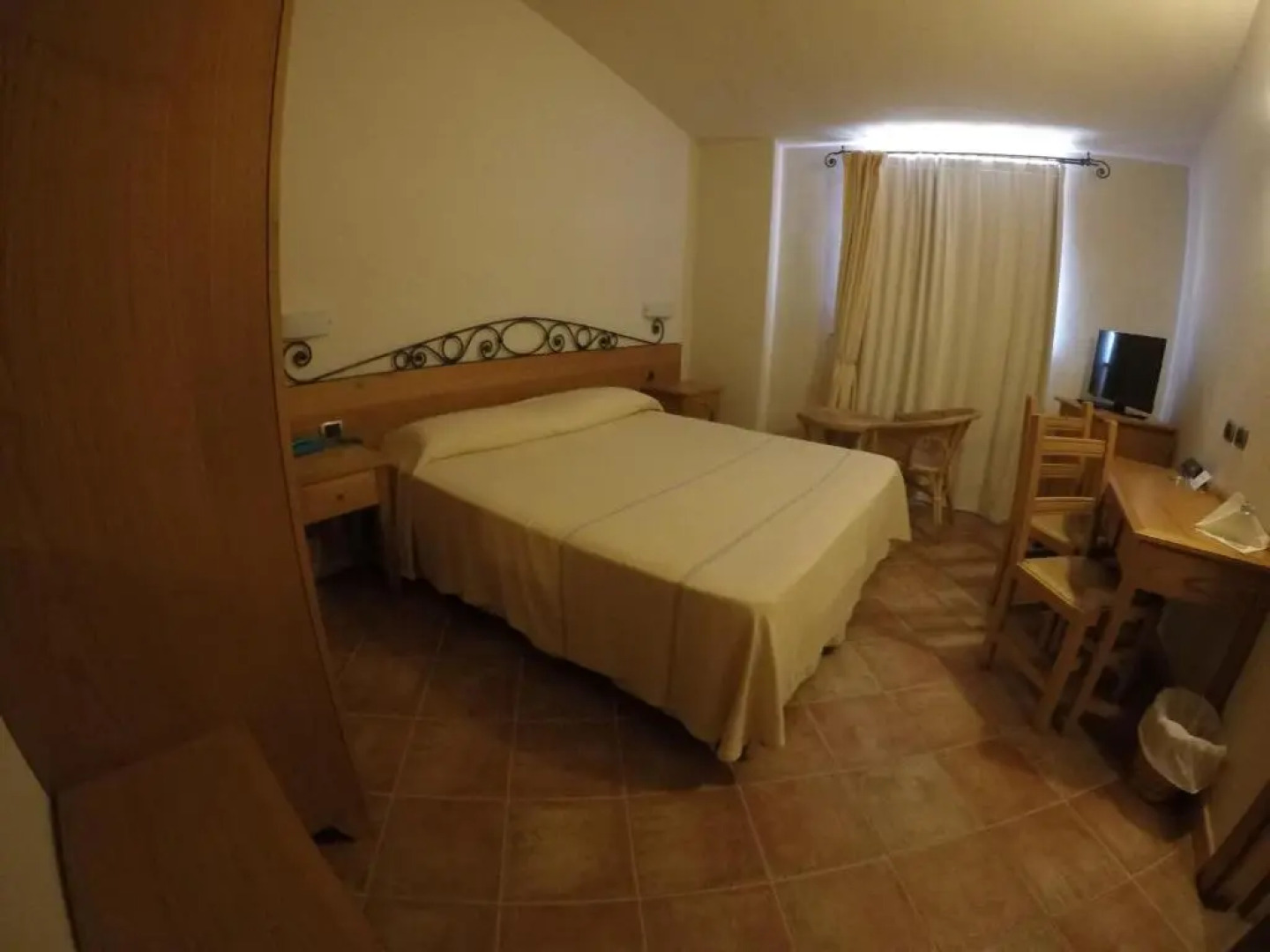 Hotel Villa Gustui Maris