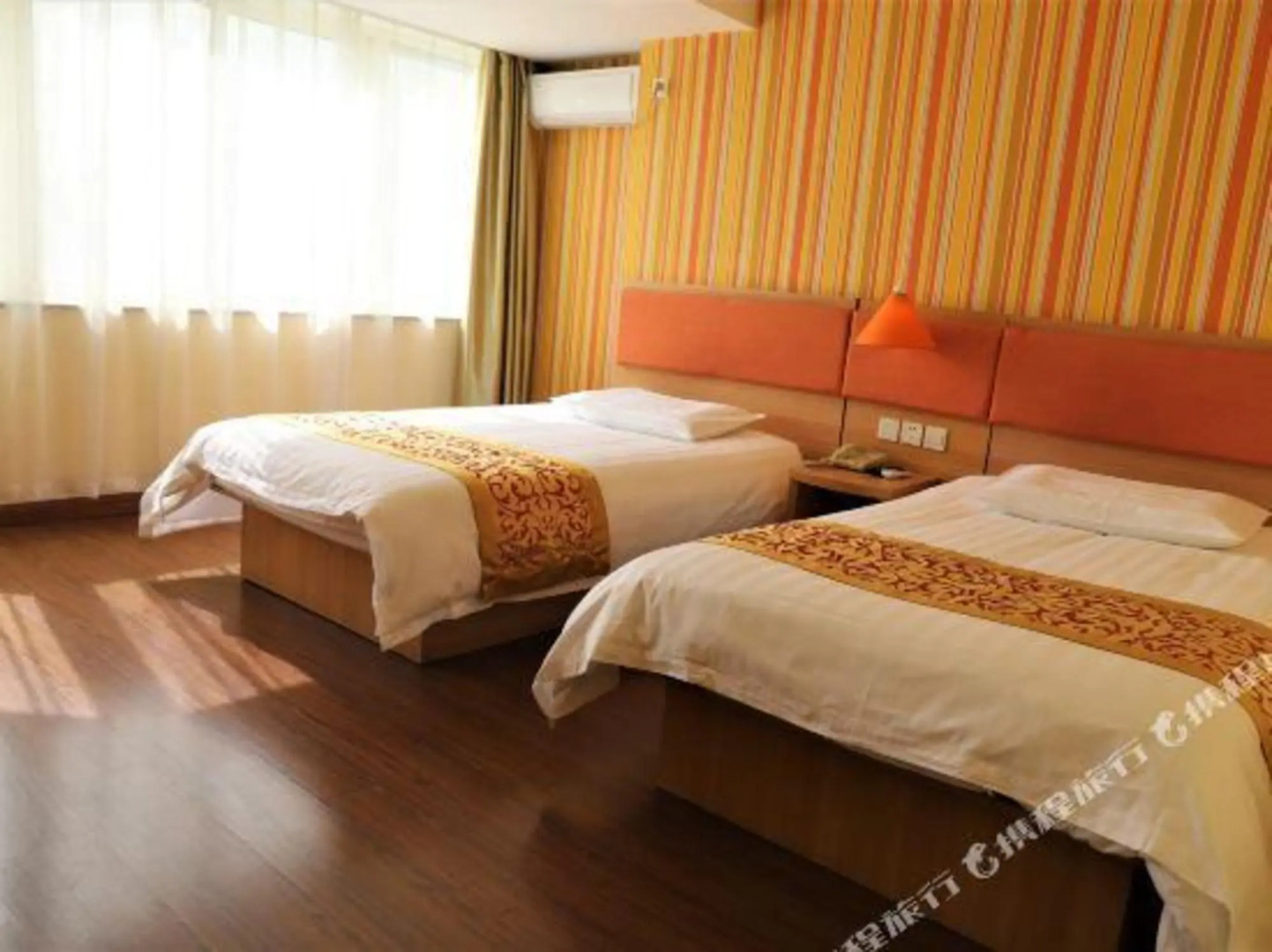 Homeinn Hotel (Dingxi Jiefang Road Wenxiang Jiayuan)