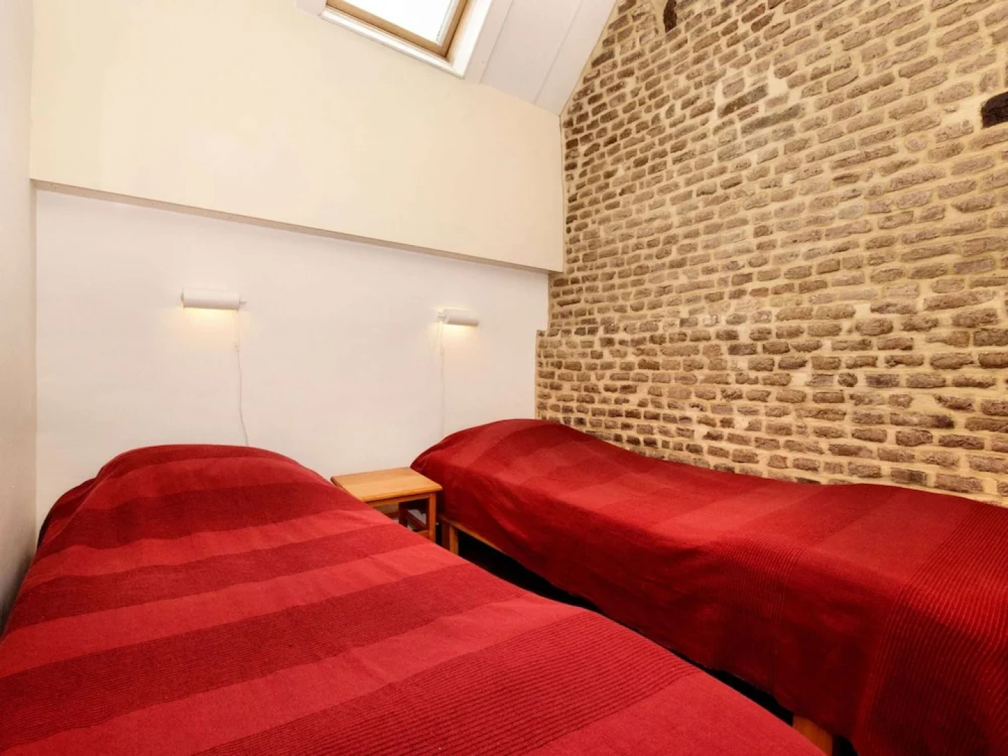 Lovely Holiday Home in Richelle With Barbecue