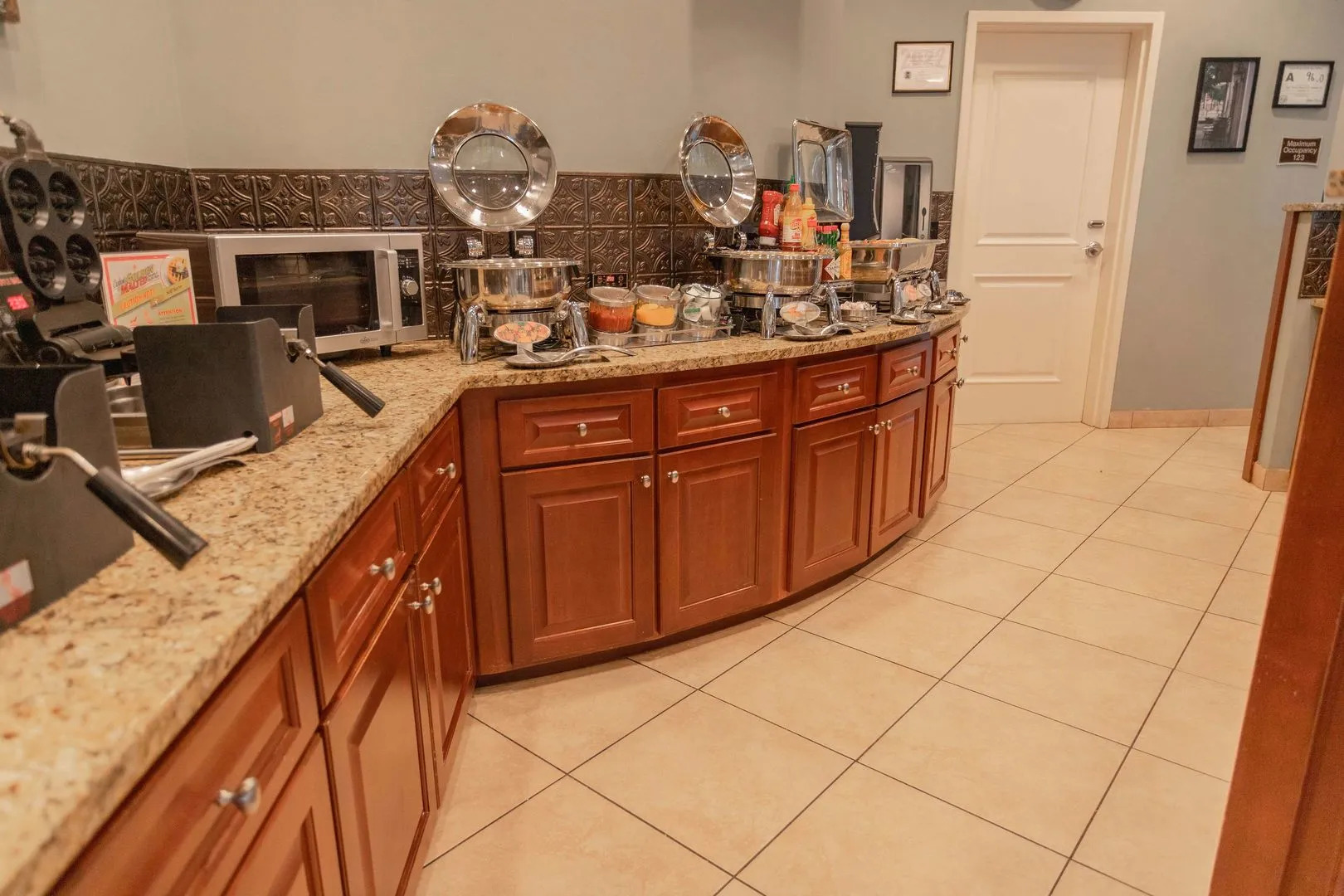 Best Western Plus Westgate Inn & Suites