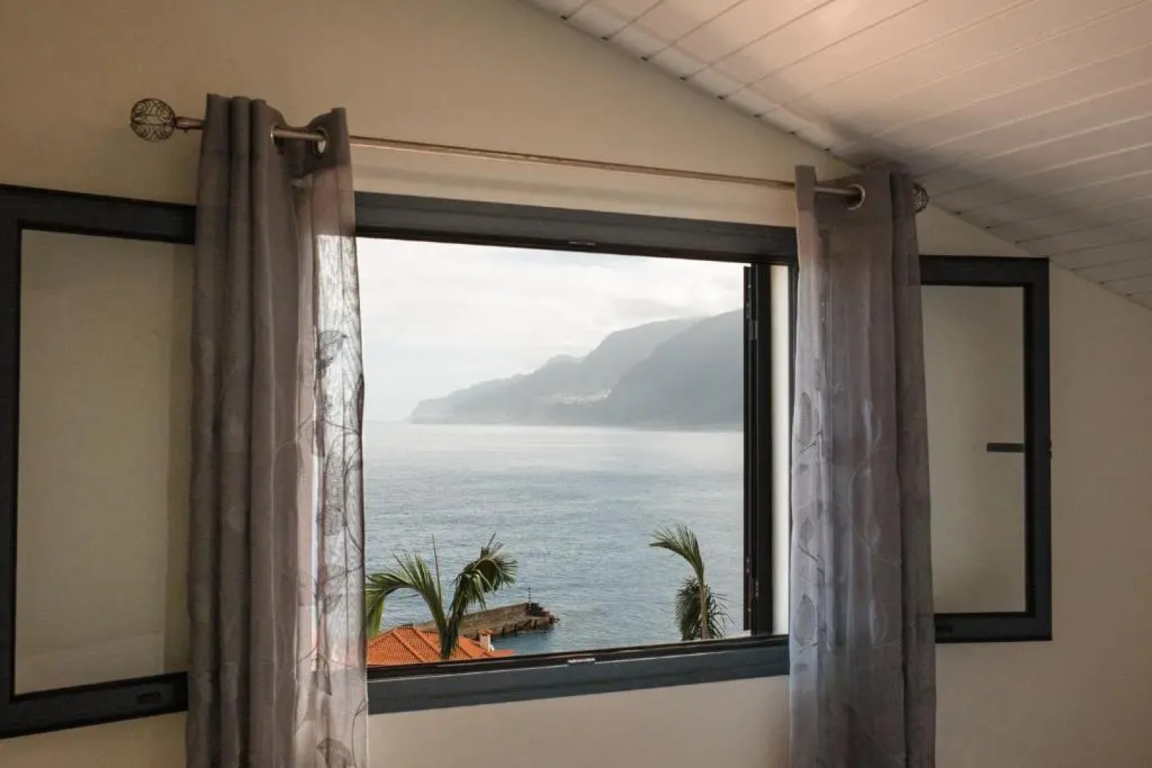 North Coast View House