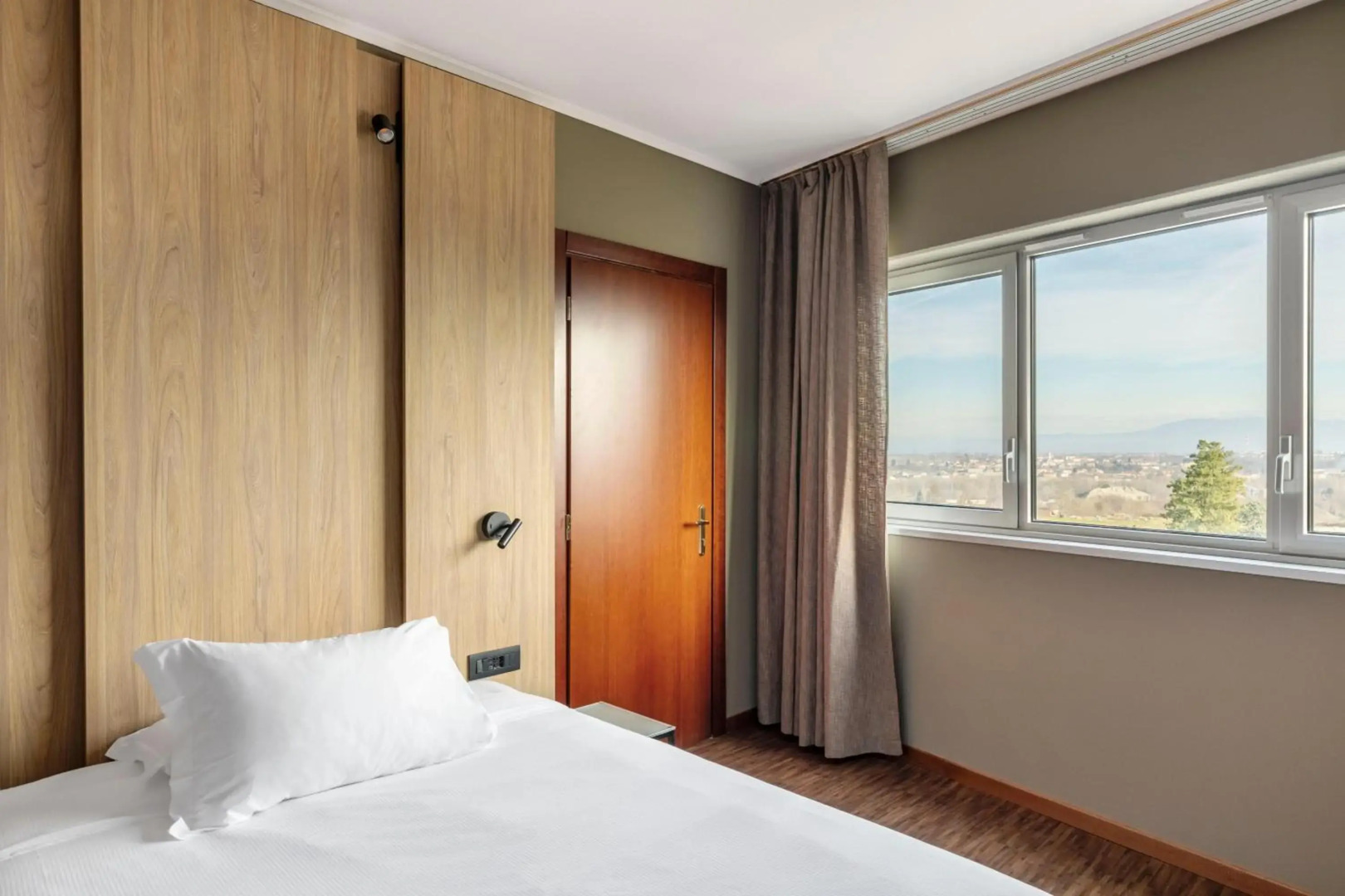 Отель B&B Cuneo Cristal