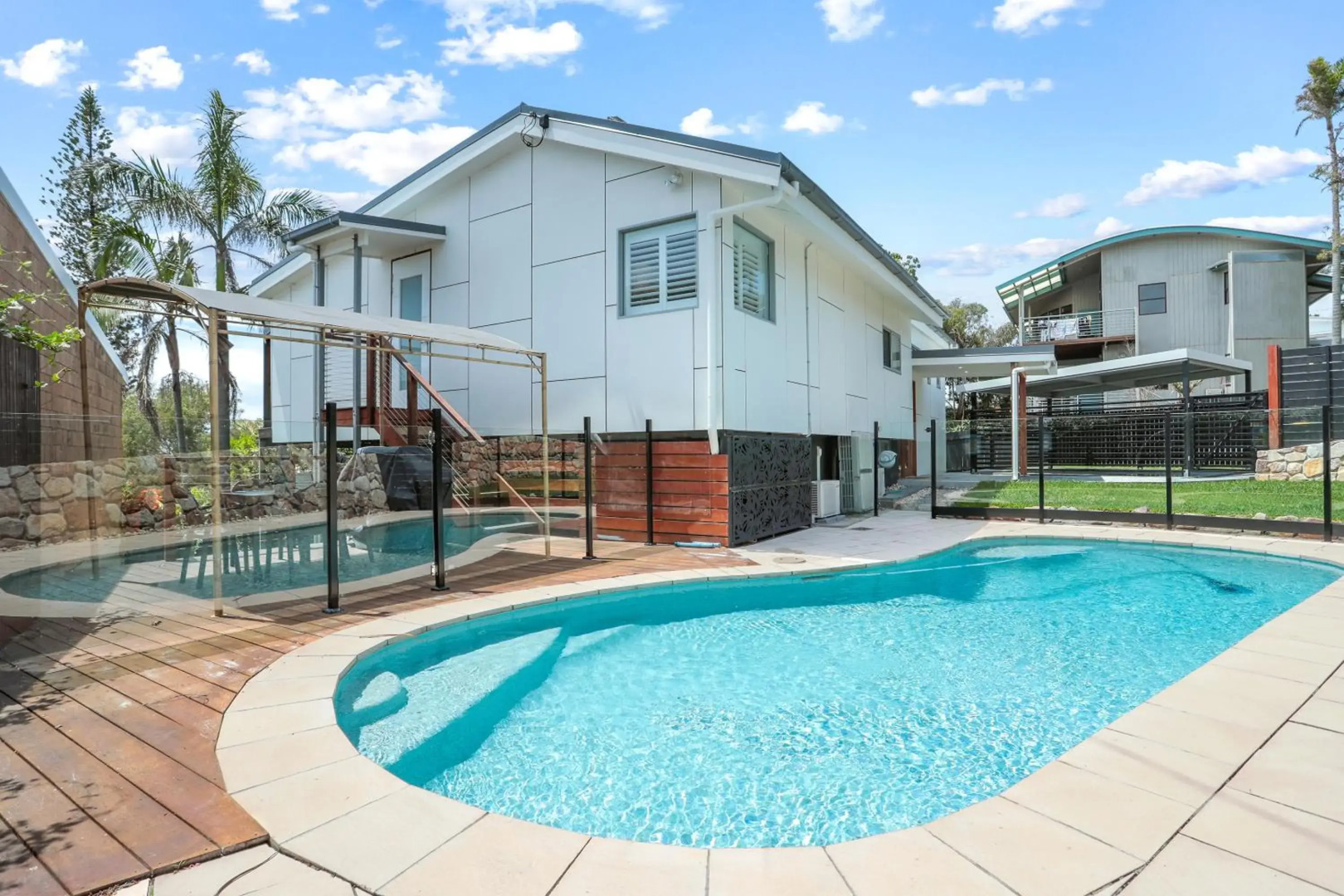 Luxe Coastal Abode, Marcus Beach