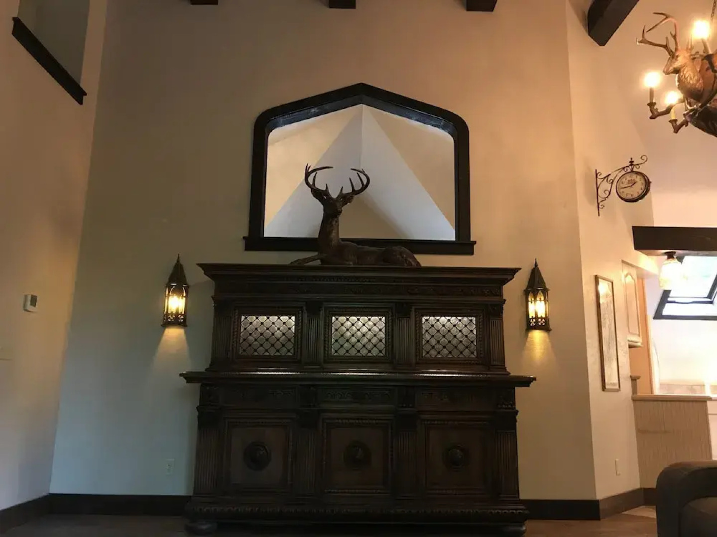 HIGHLANDS CASTLE overlooking Lake George.. plus 2 other Castles!