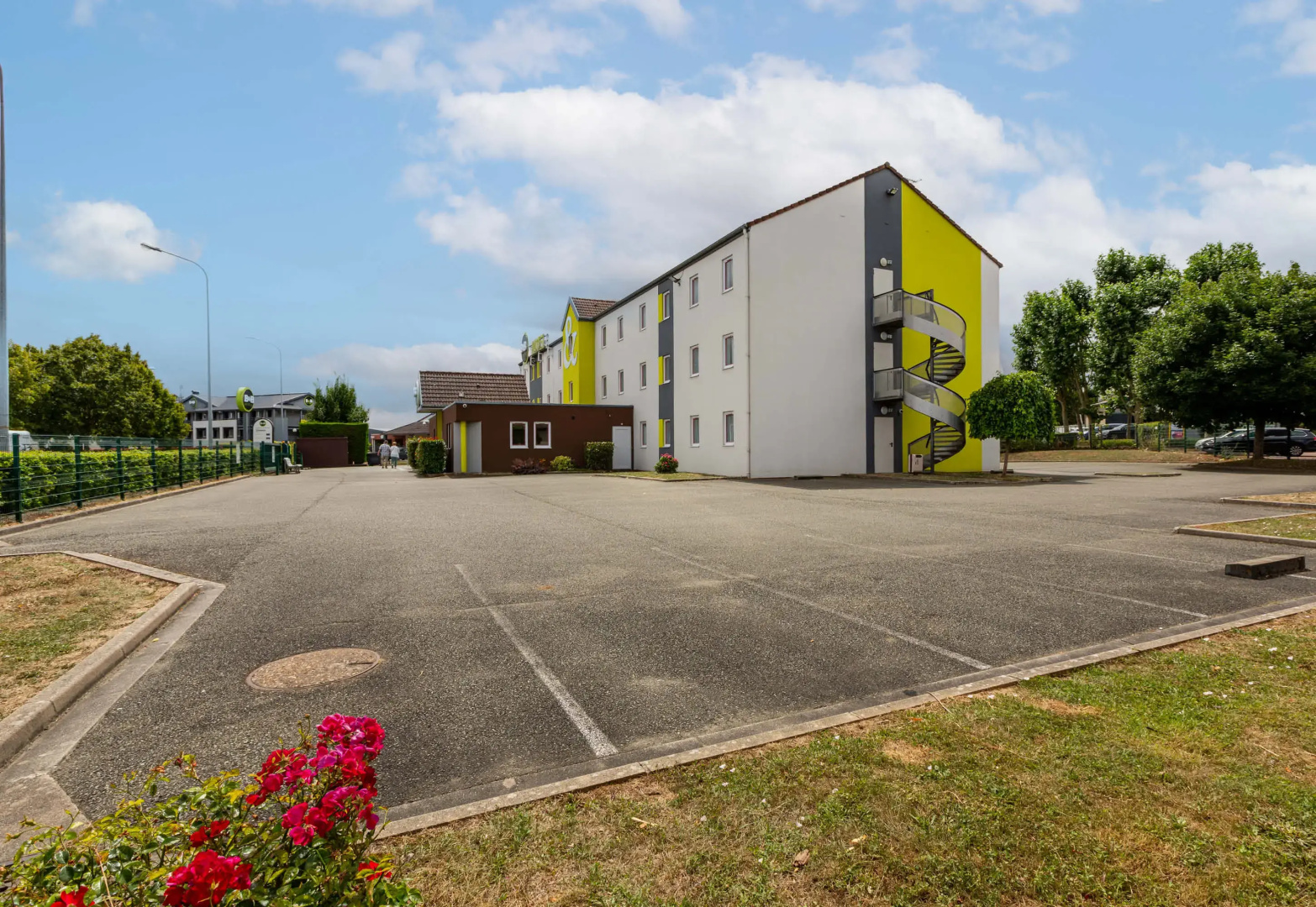 B&B Hotel Chartres Le Coudray