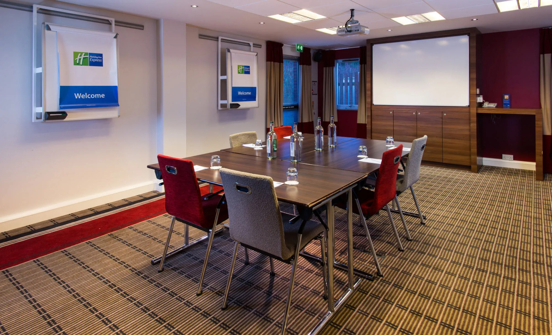 Holiday Inn Express Stoke On Trent by IHG