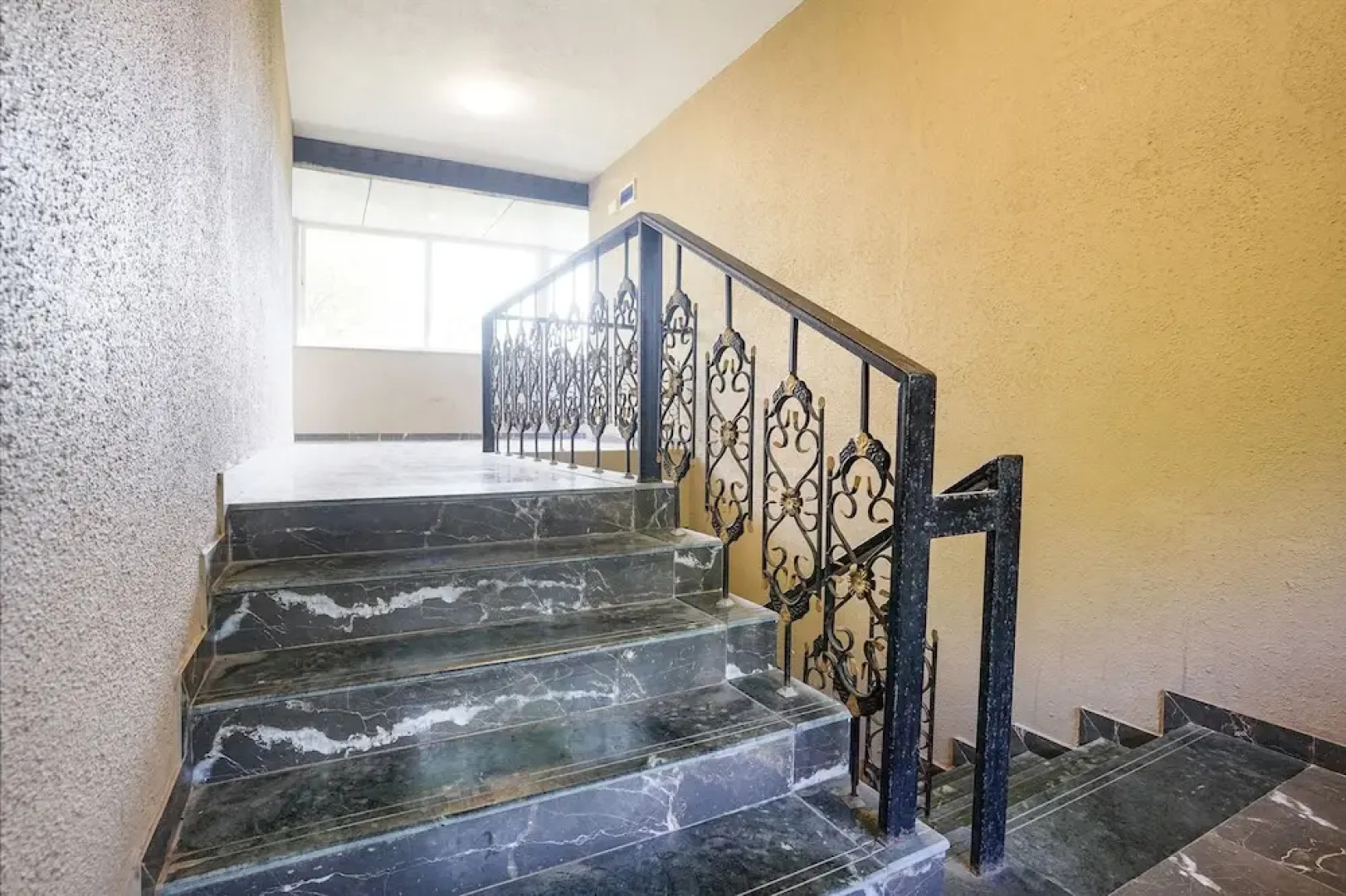 Fabhotel Blue Roof Sea Side