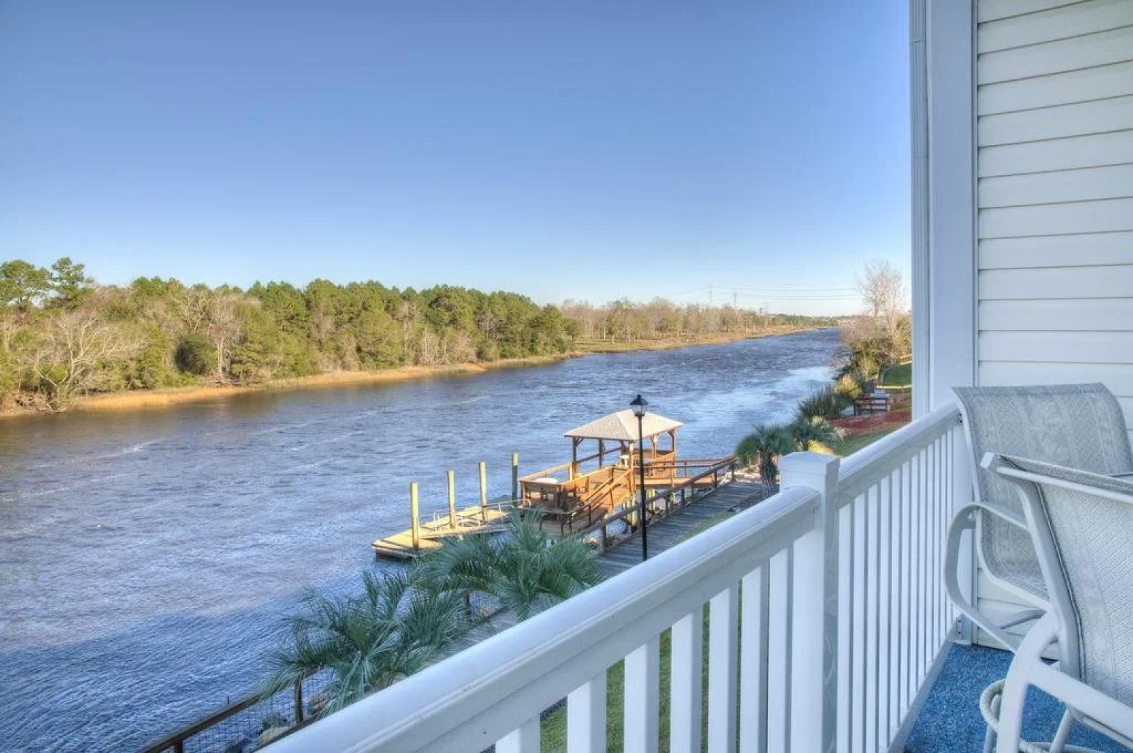 Carolina Keys 807 2 Br condo by RedAwning