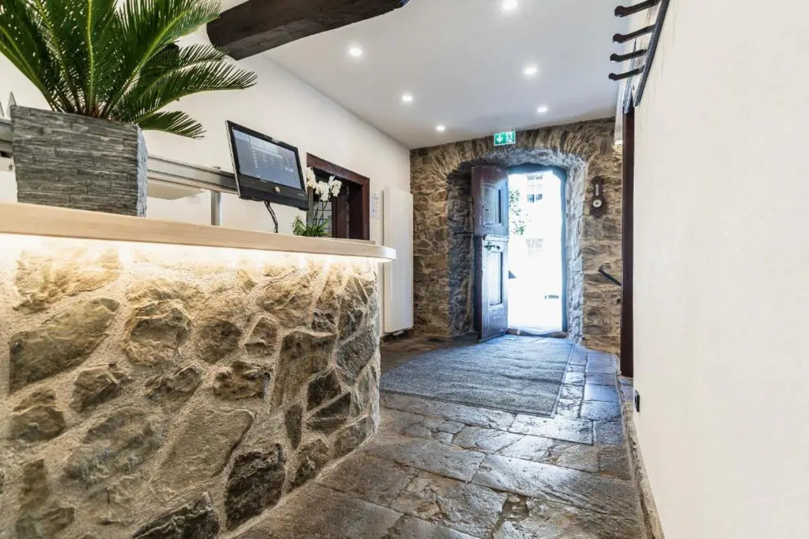 Отель Landgasthof zur Burg Grenzau