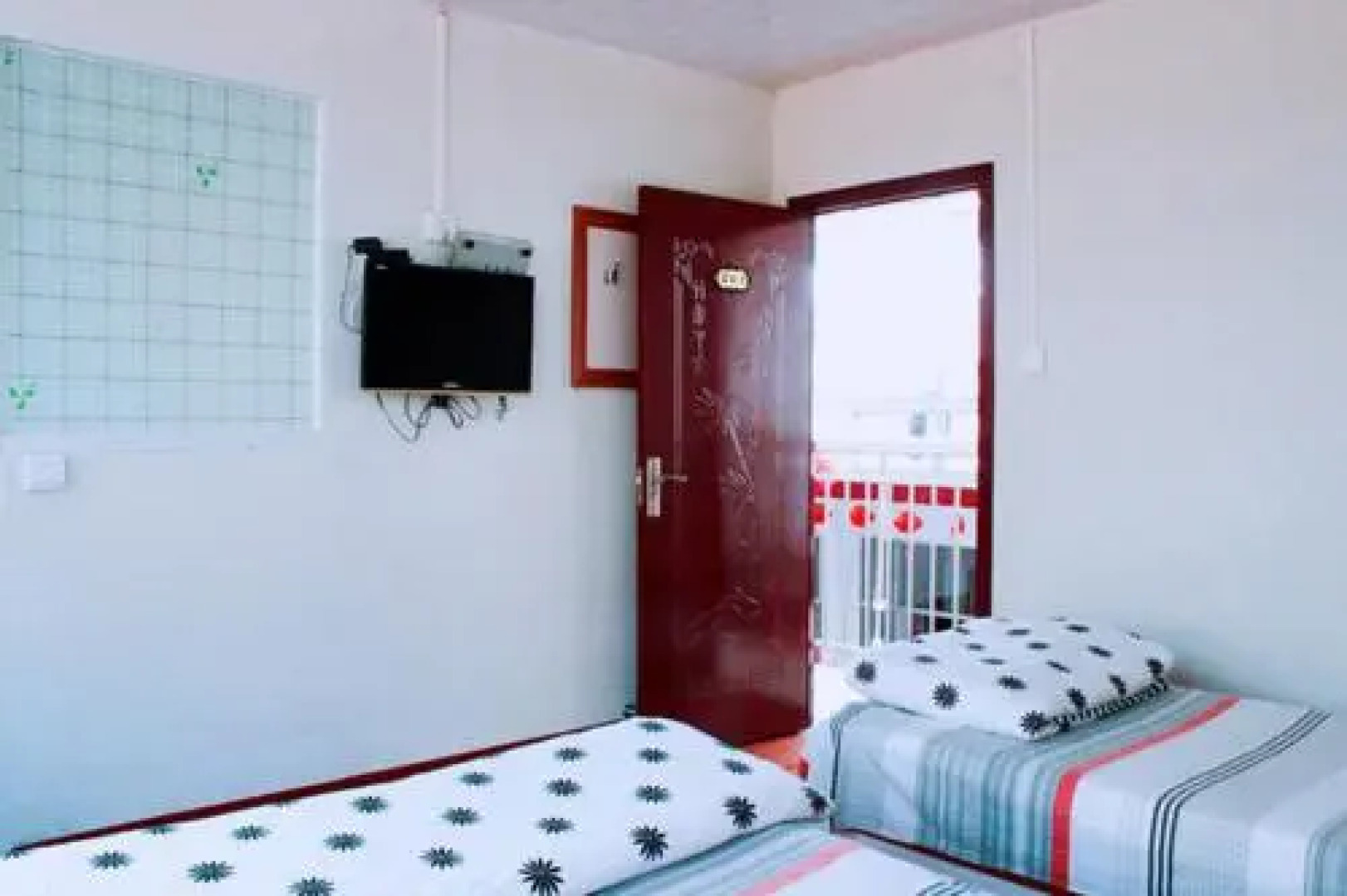 Rizhao Yiyu Fengshang Home Inn