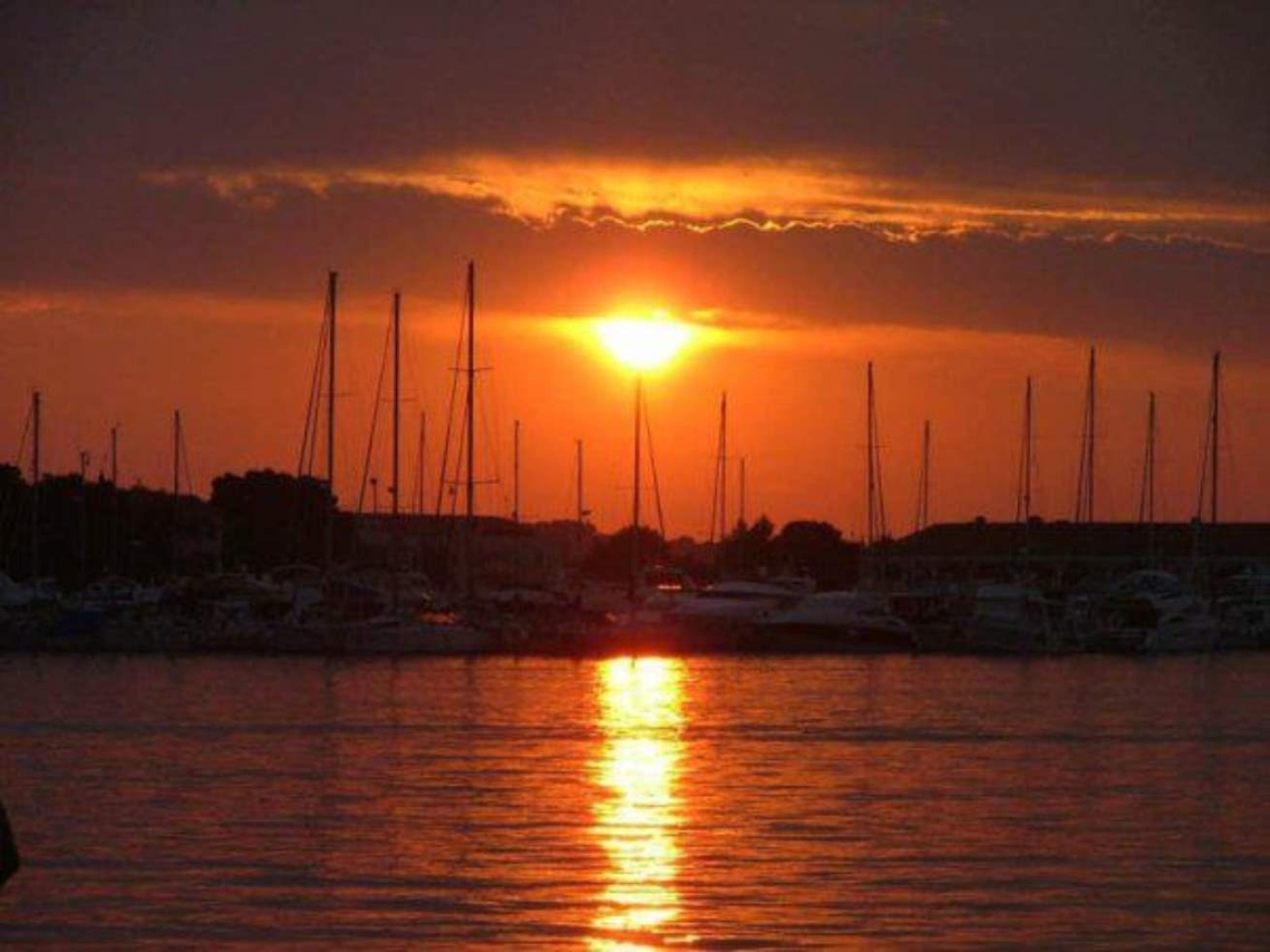 Apartment Marko - 30m from beach; A2 Rogoznica, Riviera Sibenik