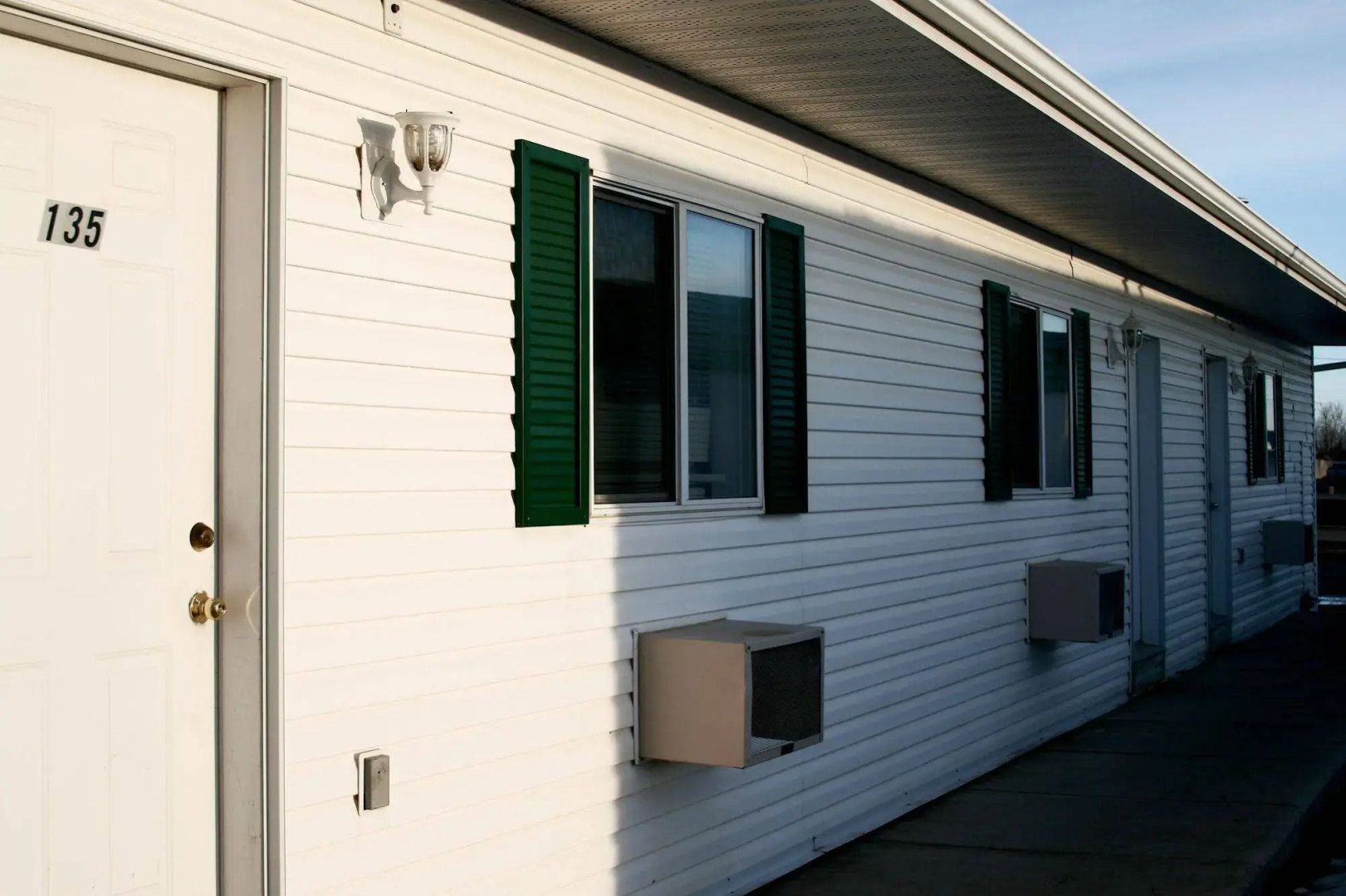 Springs Motor Inn
