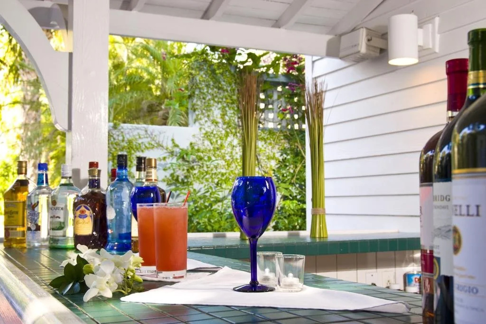 Simonton Court Historic Inn & Cottages