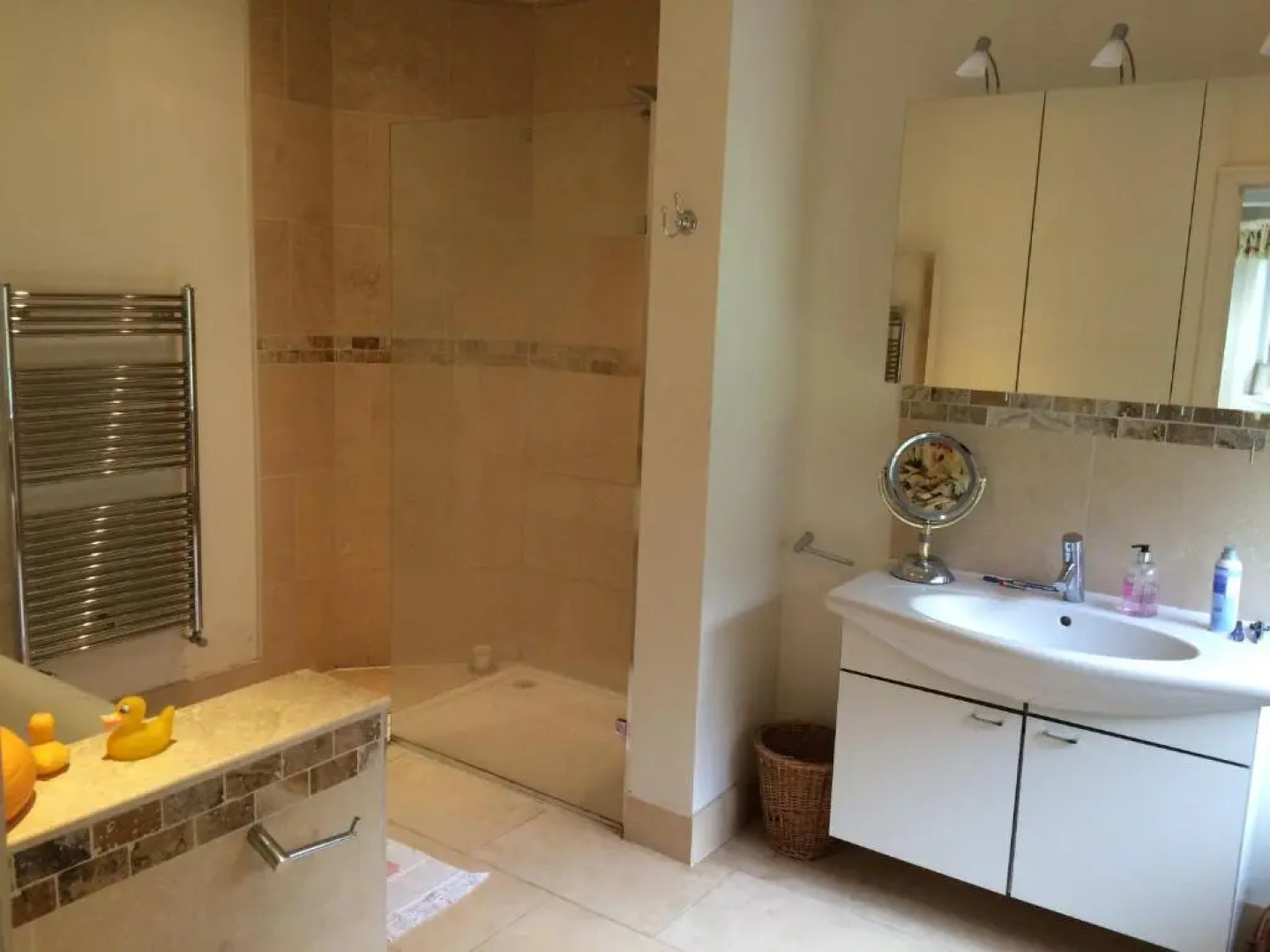 The Limes Country House with heated pool & Hot Tub