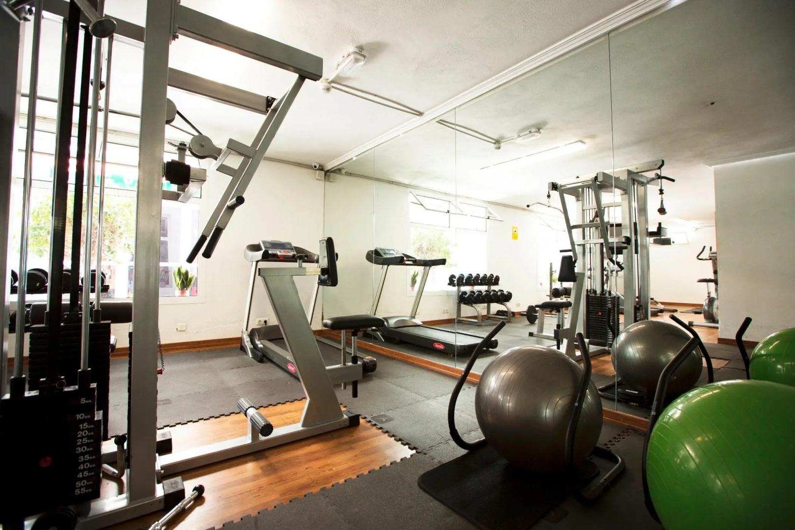 Aparthotel Playa del Sol - Adults Only